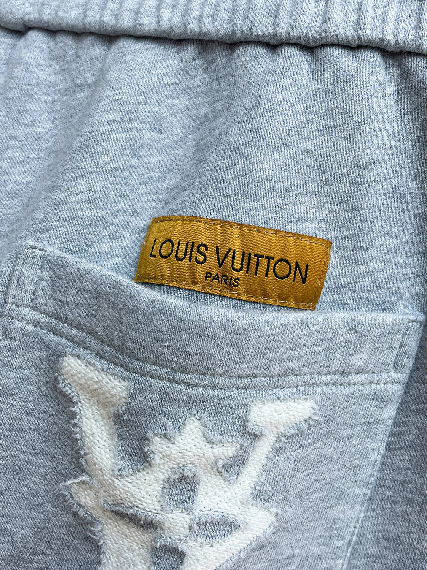 Men's Trousers LOUIS VUITTON 18499568