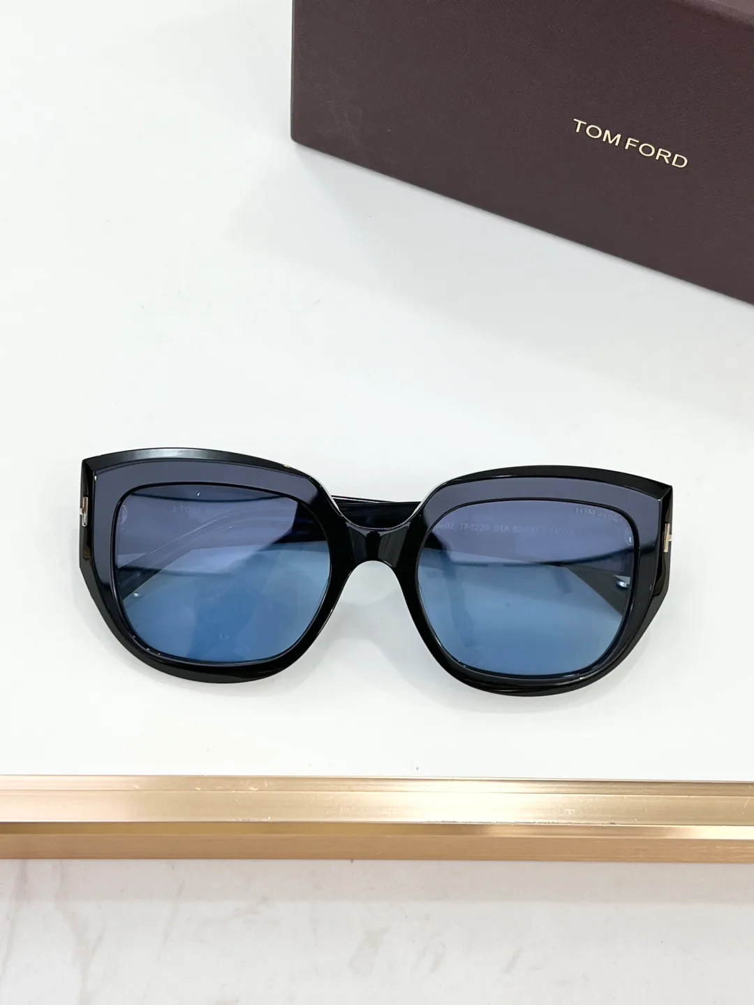 Glasses TOM FORD 17366368
