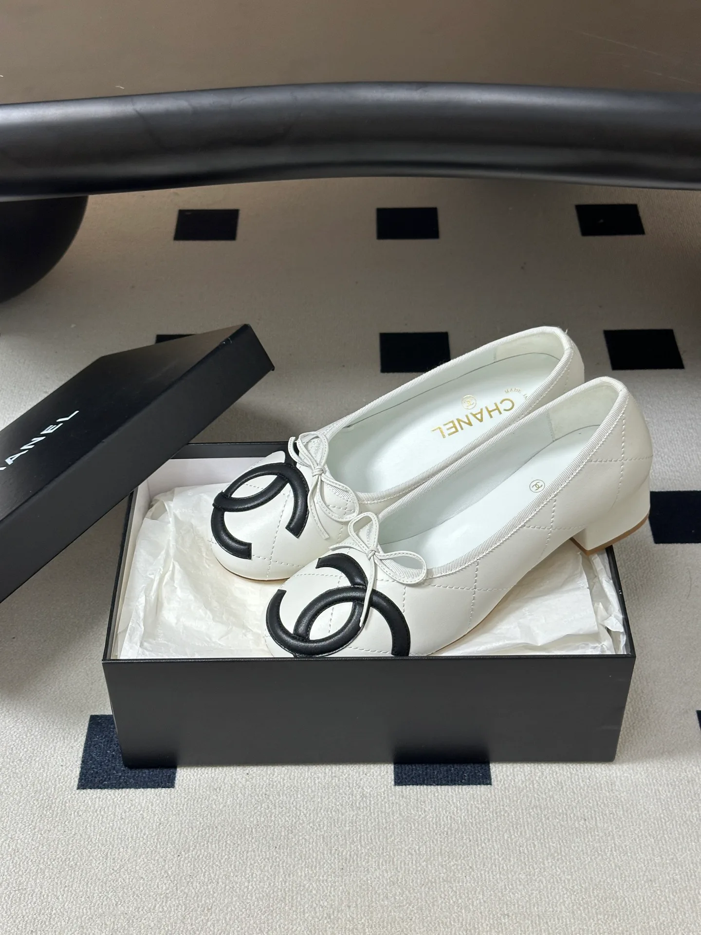 Women's Ballet Flats CHANEL 17889641