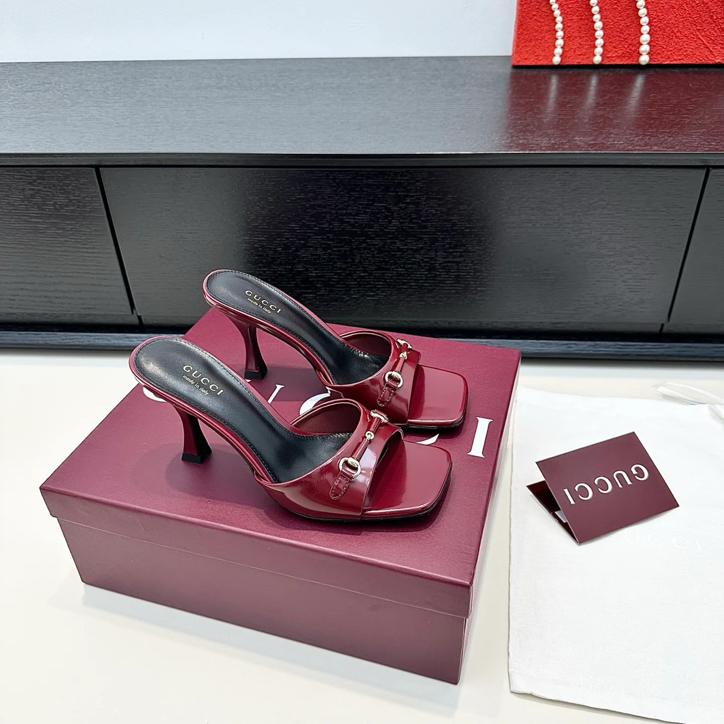 Women's Open-Toe Sandals GUCCI 17614700