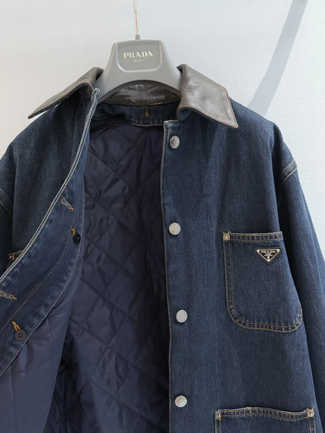 Women's Jackets And Down Jackets PRADA 18185065