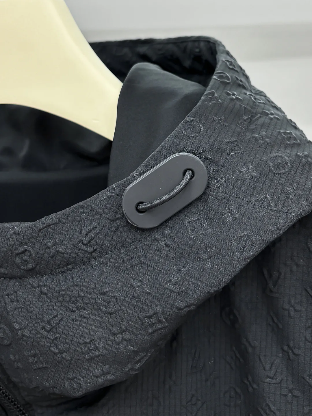 Men's Jackets And Down Jackets LOUIS VUITTON 18295887