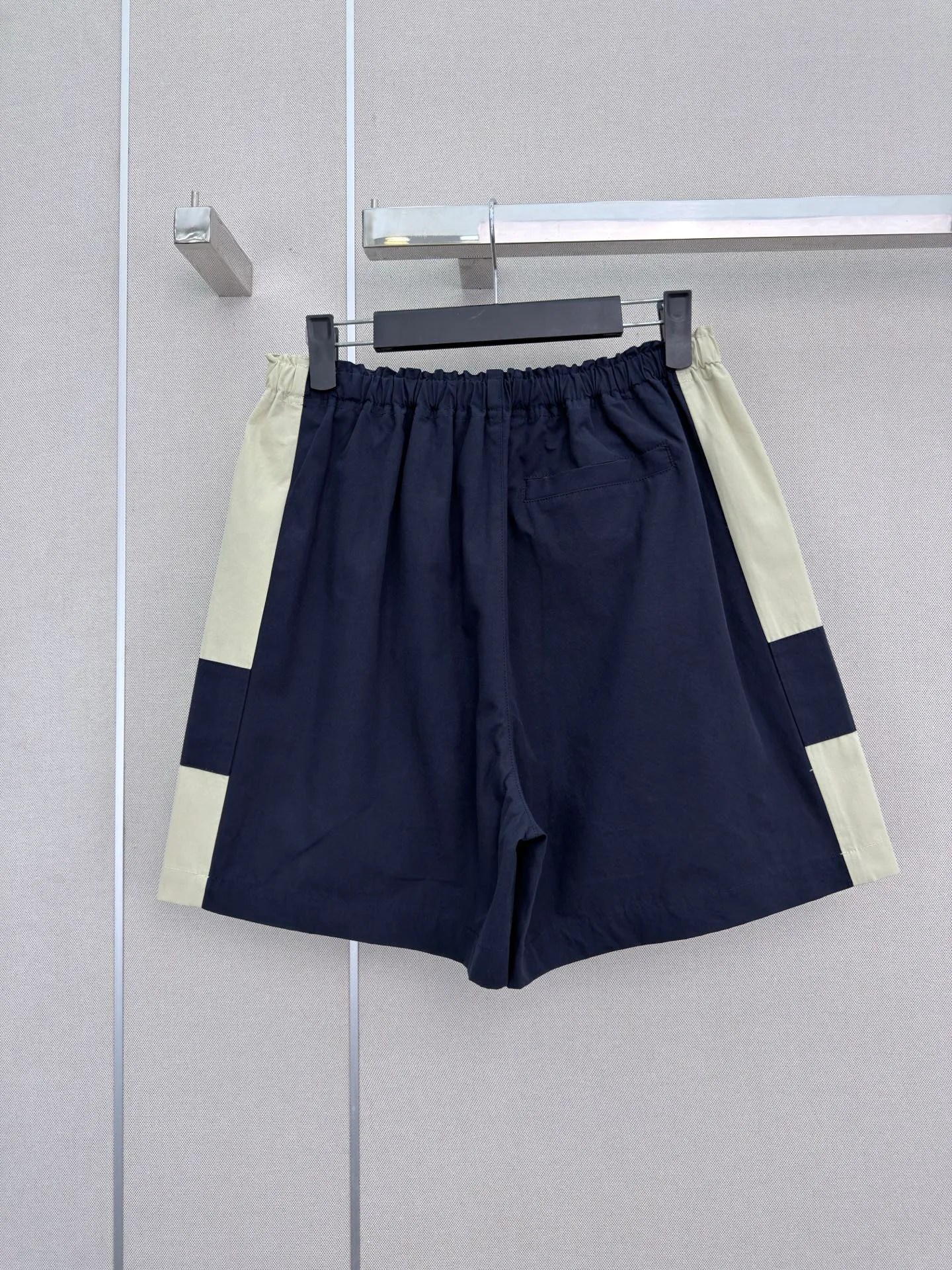 Women's Shorts SAINT LAURENT 17564468