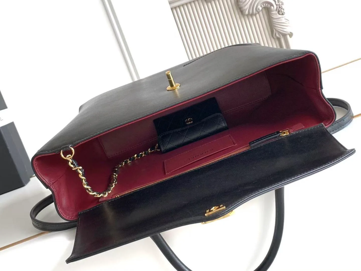 Women's Classic Handbags CHANEL 18057811