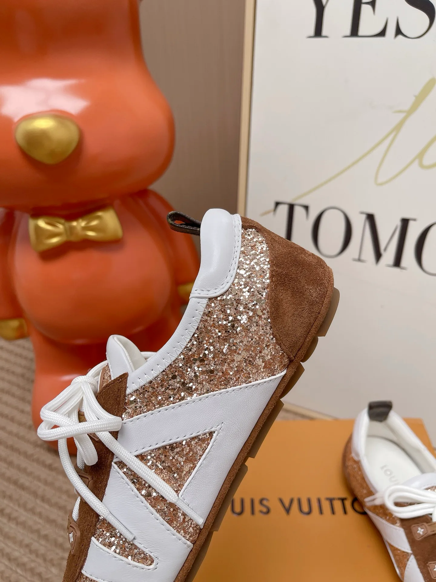 Women's Sneakers LOUIS VUITTON 17449404