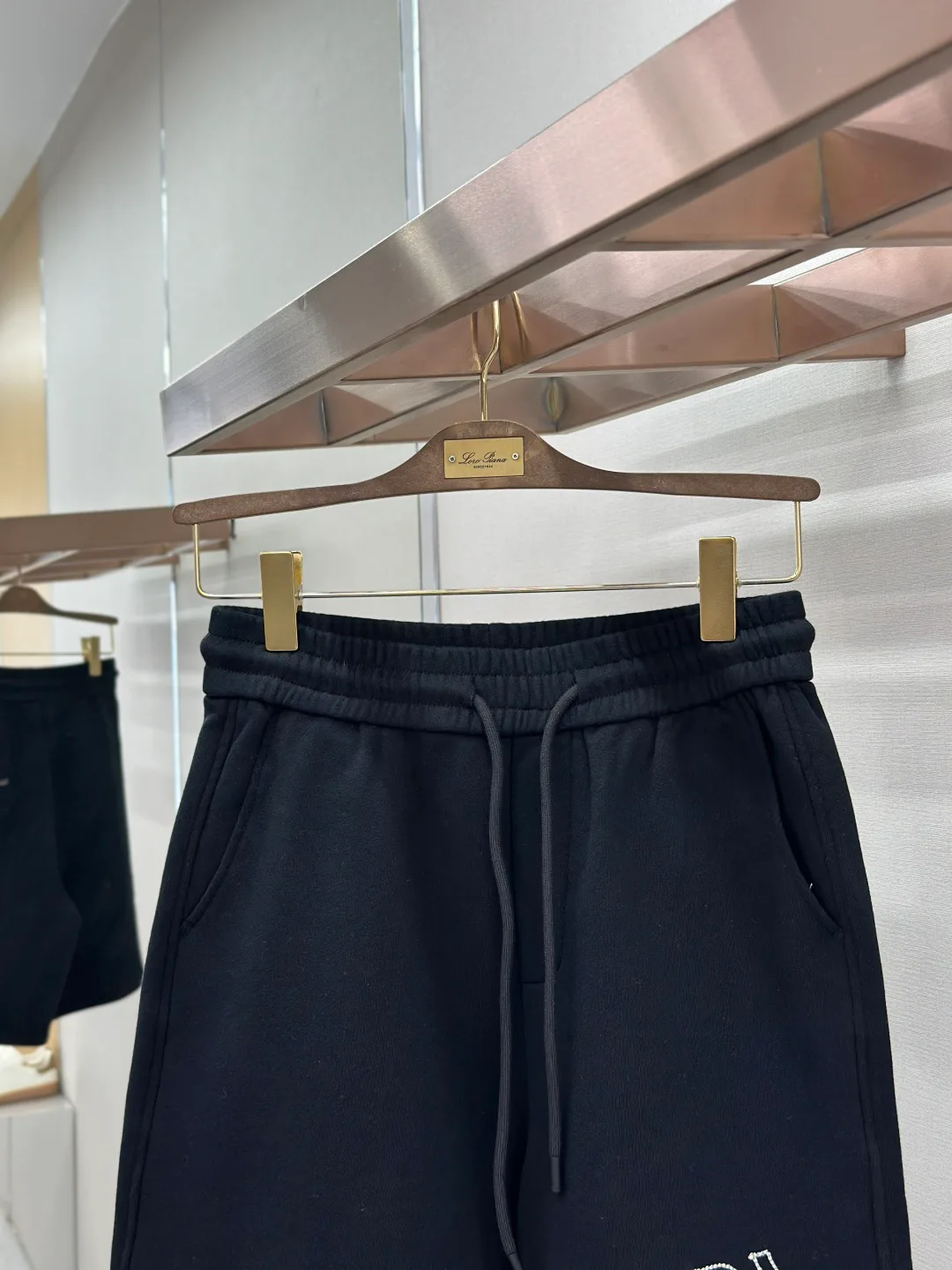 Men's Shorts PRADA 17468338