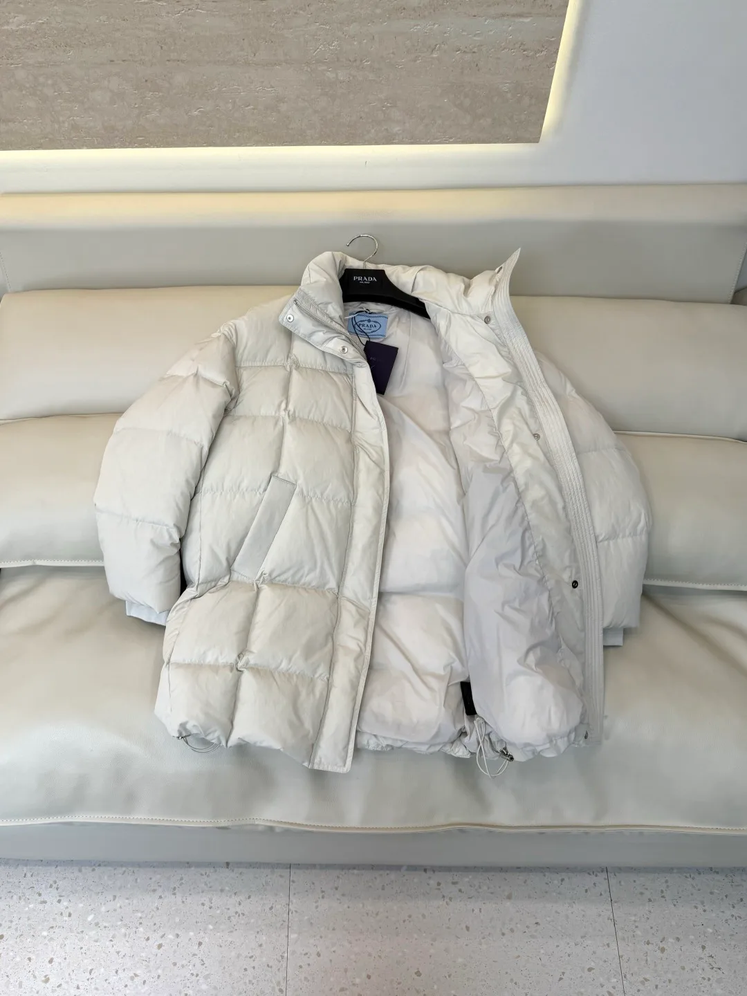 Women's Jackets And Down Jackets PRADA 18226365