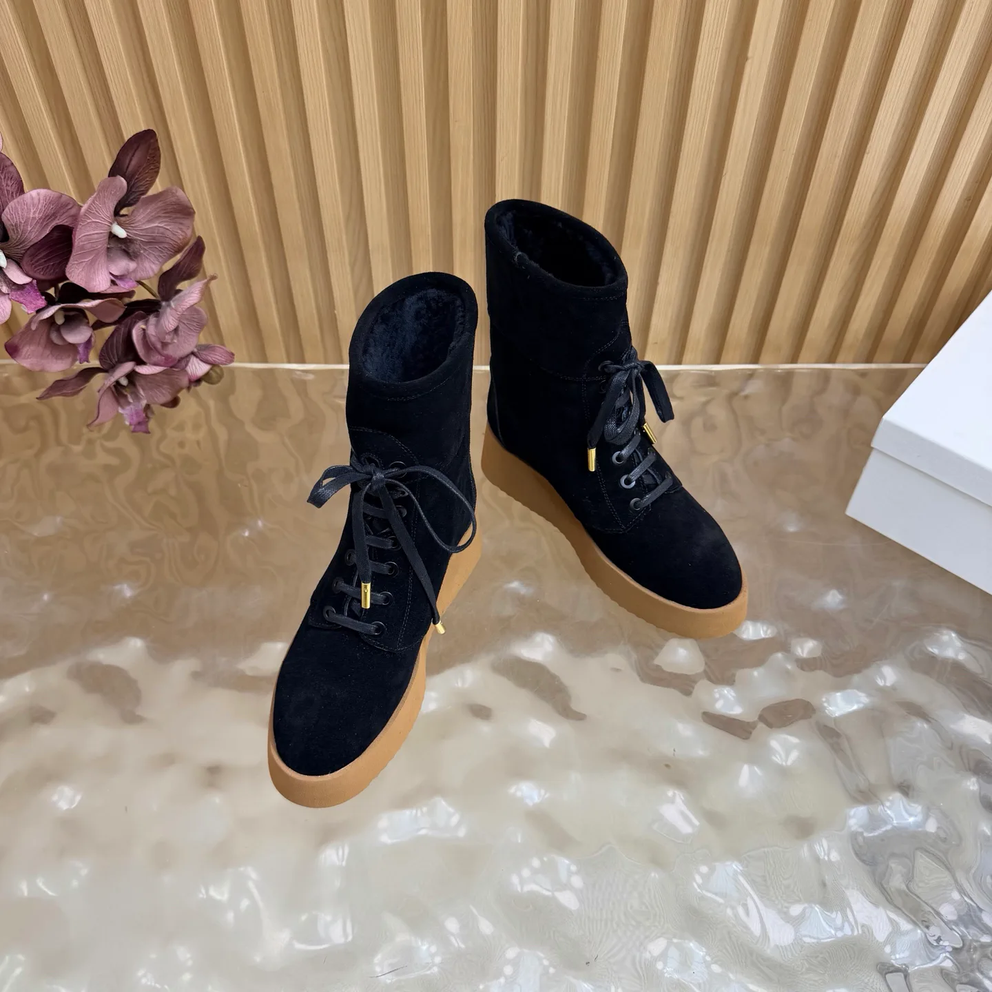 Ботинки Женские Celine 18645758