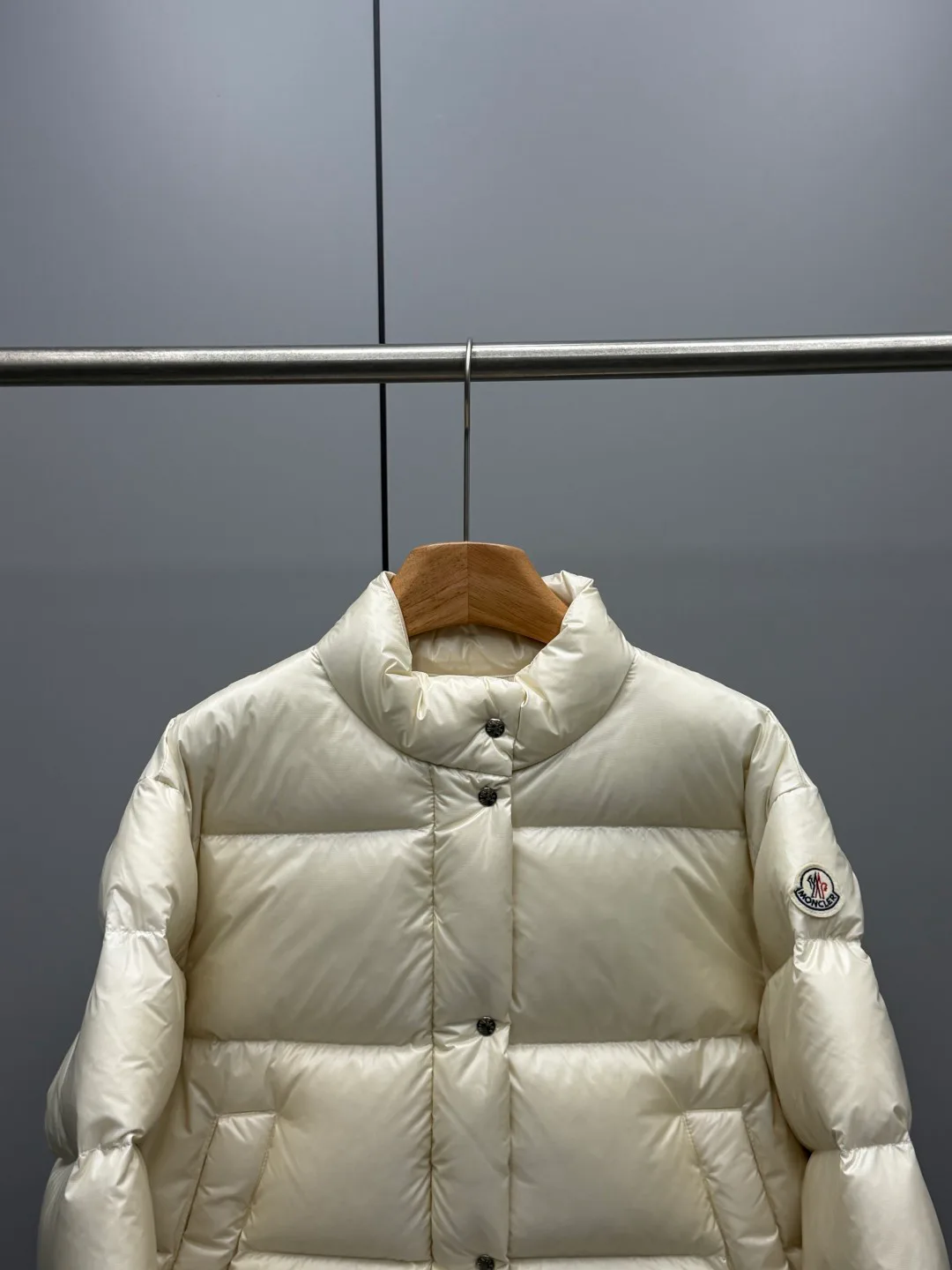 Куртки И Пуховики Мужские Moncler 18684556