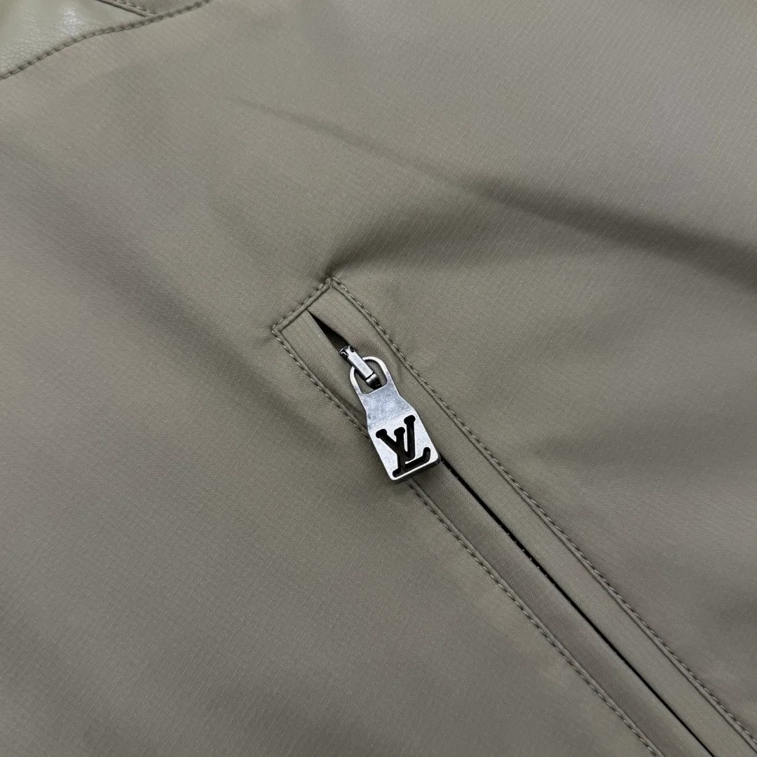 Men's Jackets And Down Jackets LOUIS VUITTON 17548749