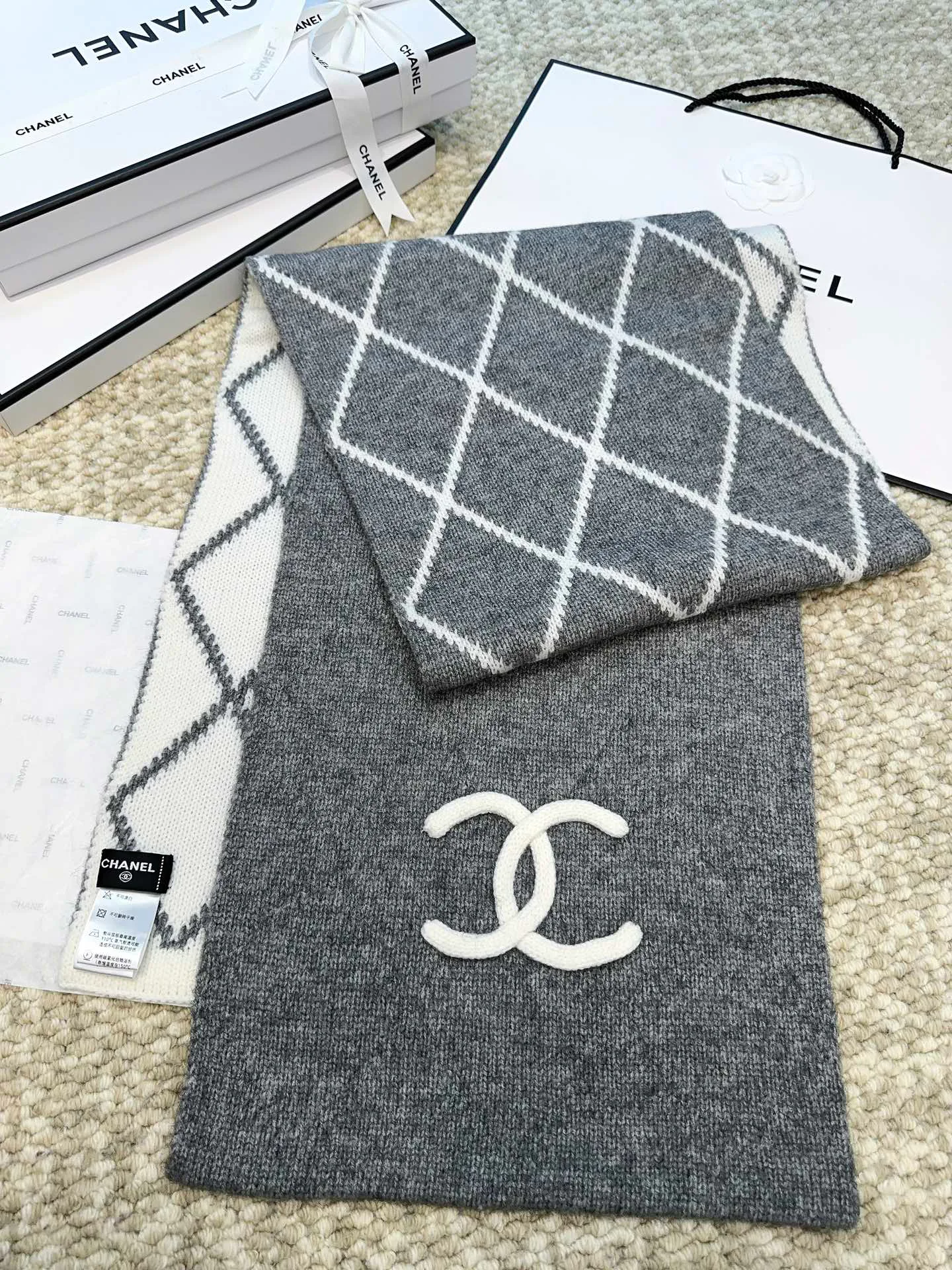 Scarves CHANEL 18105433