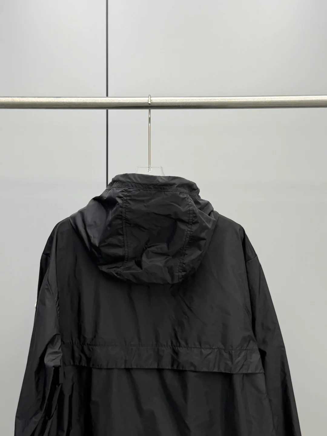 Men's Jackets And Down Jackets MONCLER 17802023