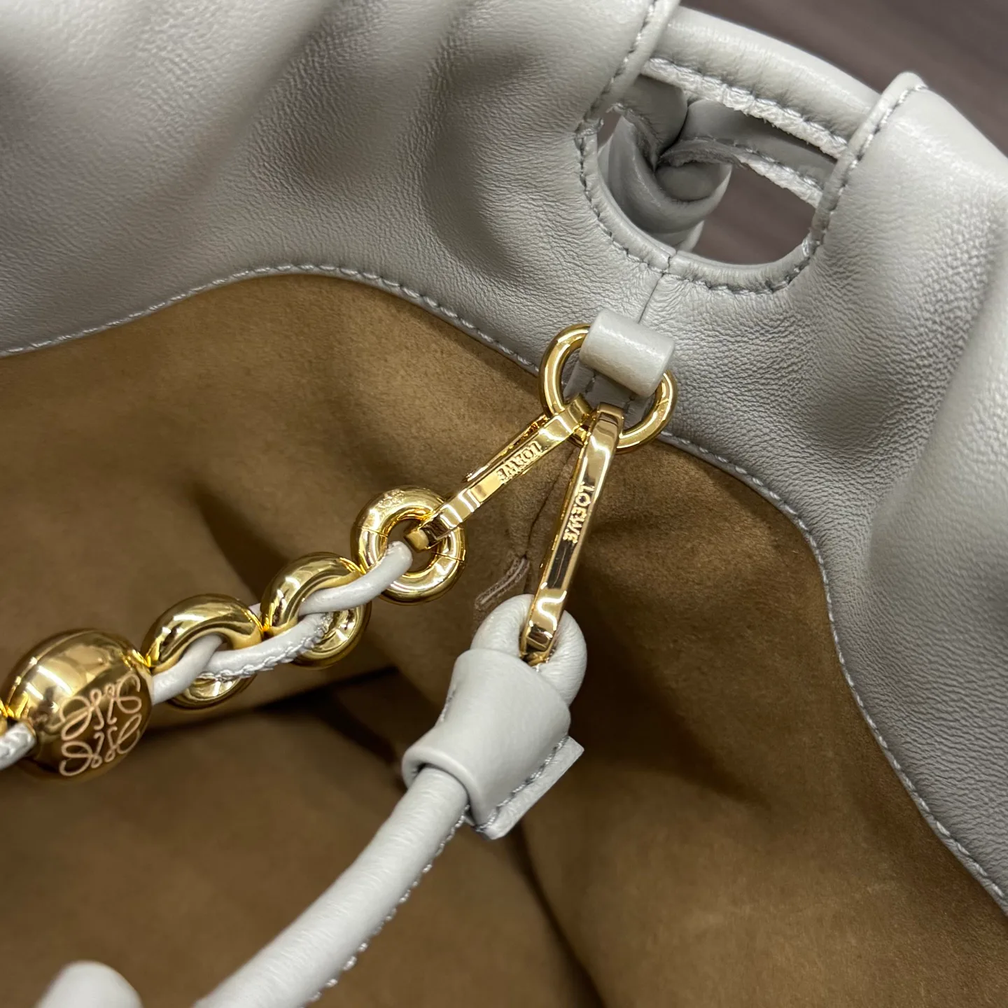 Women's Classic Handbags LOEWE 17829090