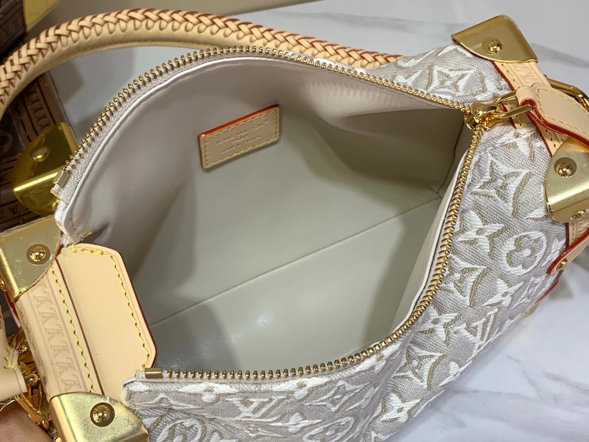 Women's Classic Handbags LOUIS VUITTON 17081273
