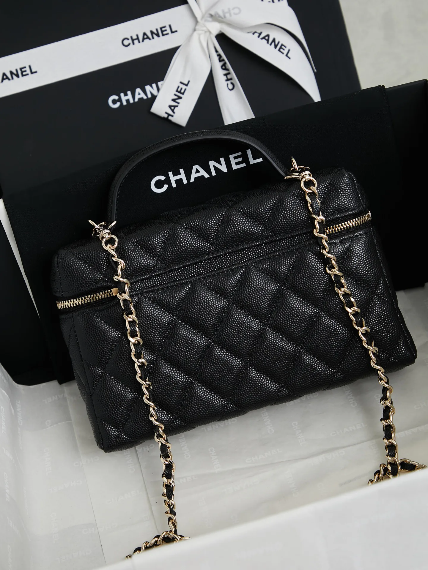 Women's Classic Handbags CHANEL 18526042