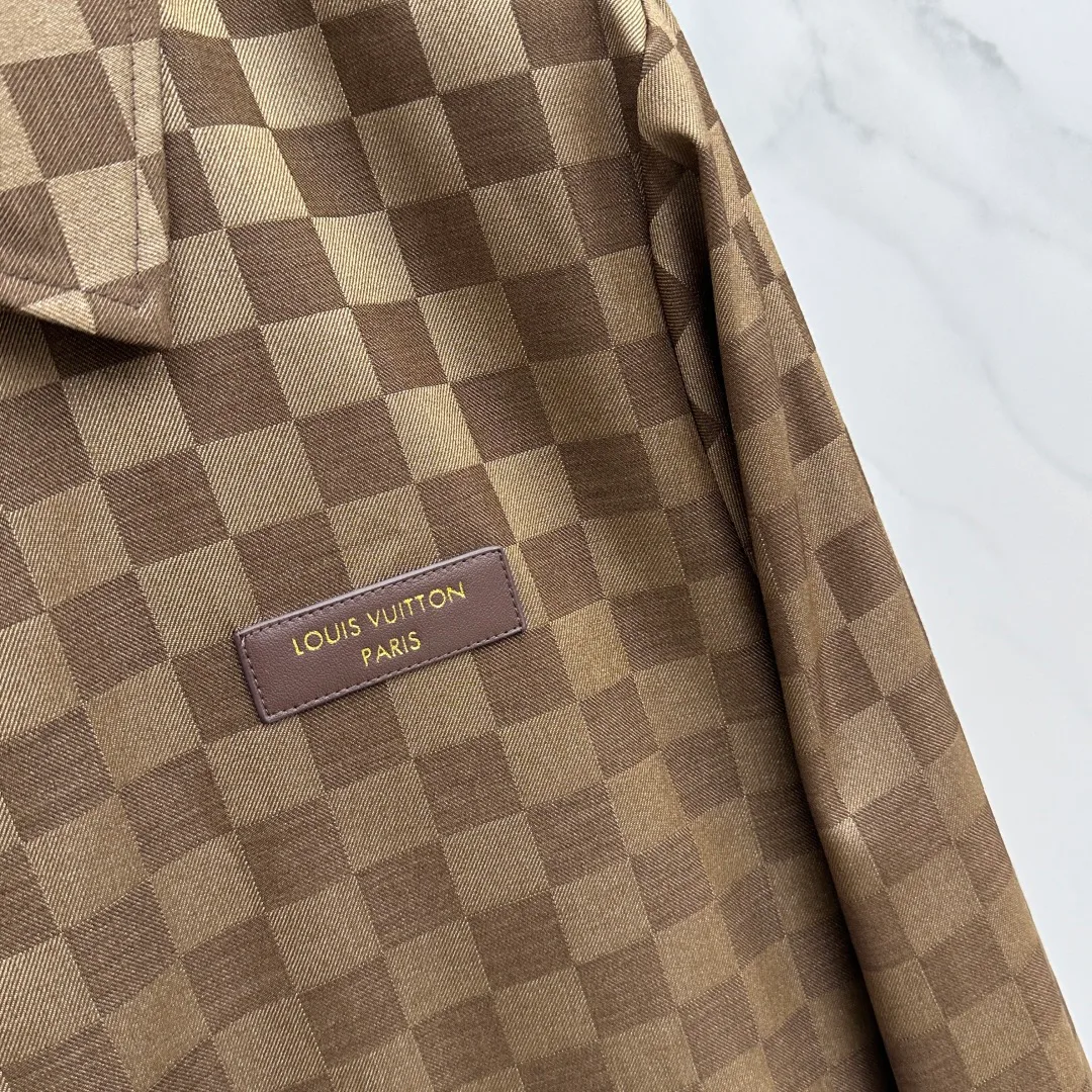Куртки И Пуховики Мужские Louis Vuitton 18596969