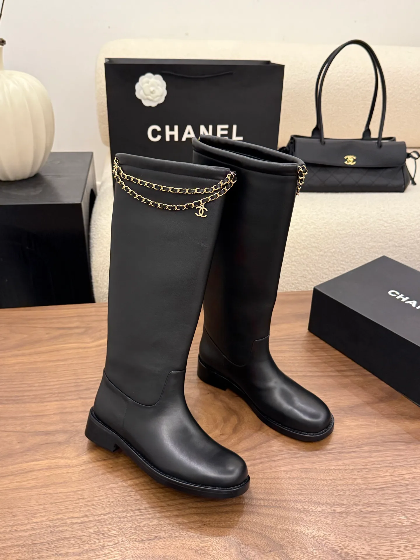Women's Boots CHANEL 18440836