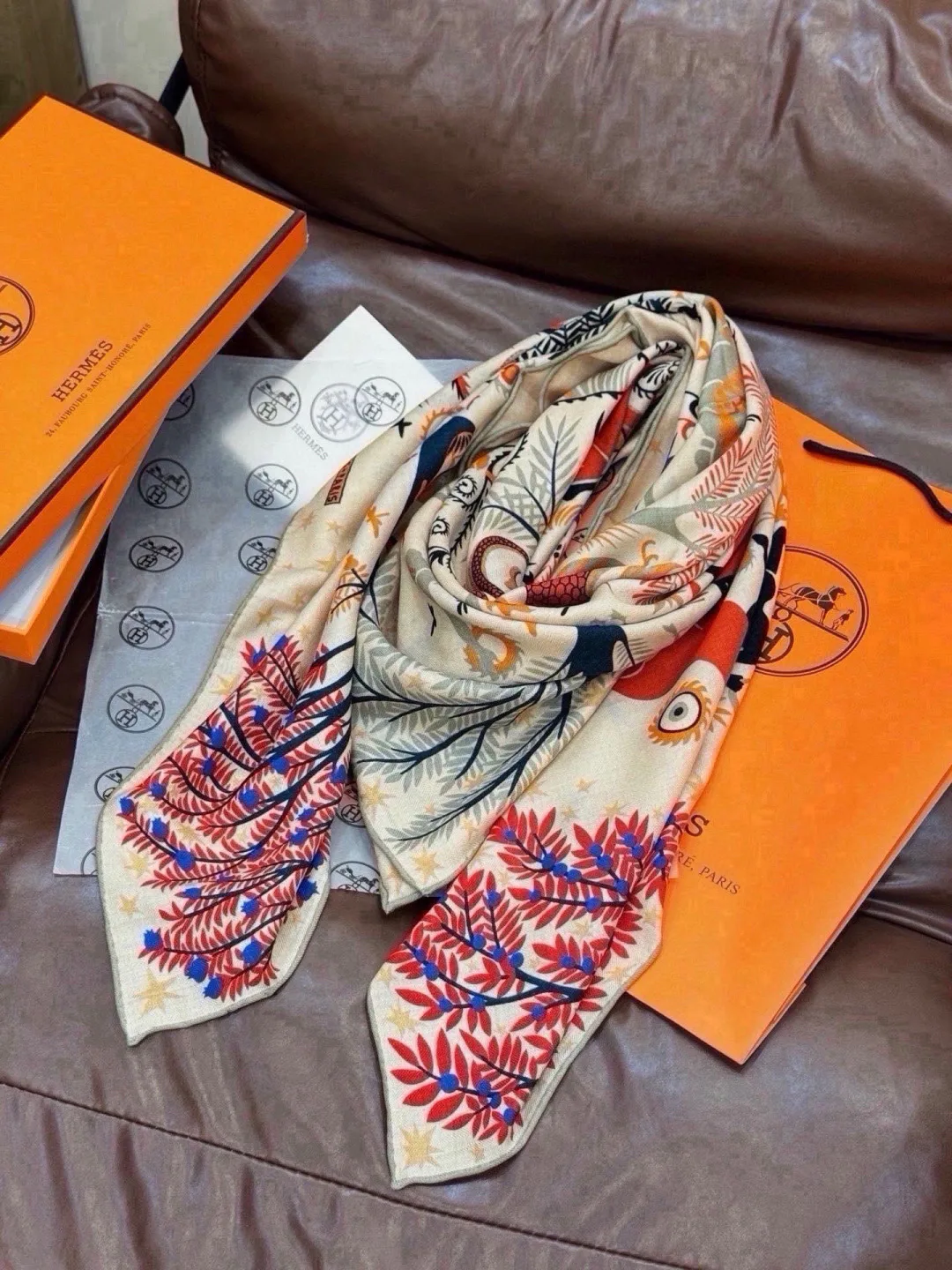 Silk Scarves HERMES 18322231