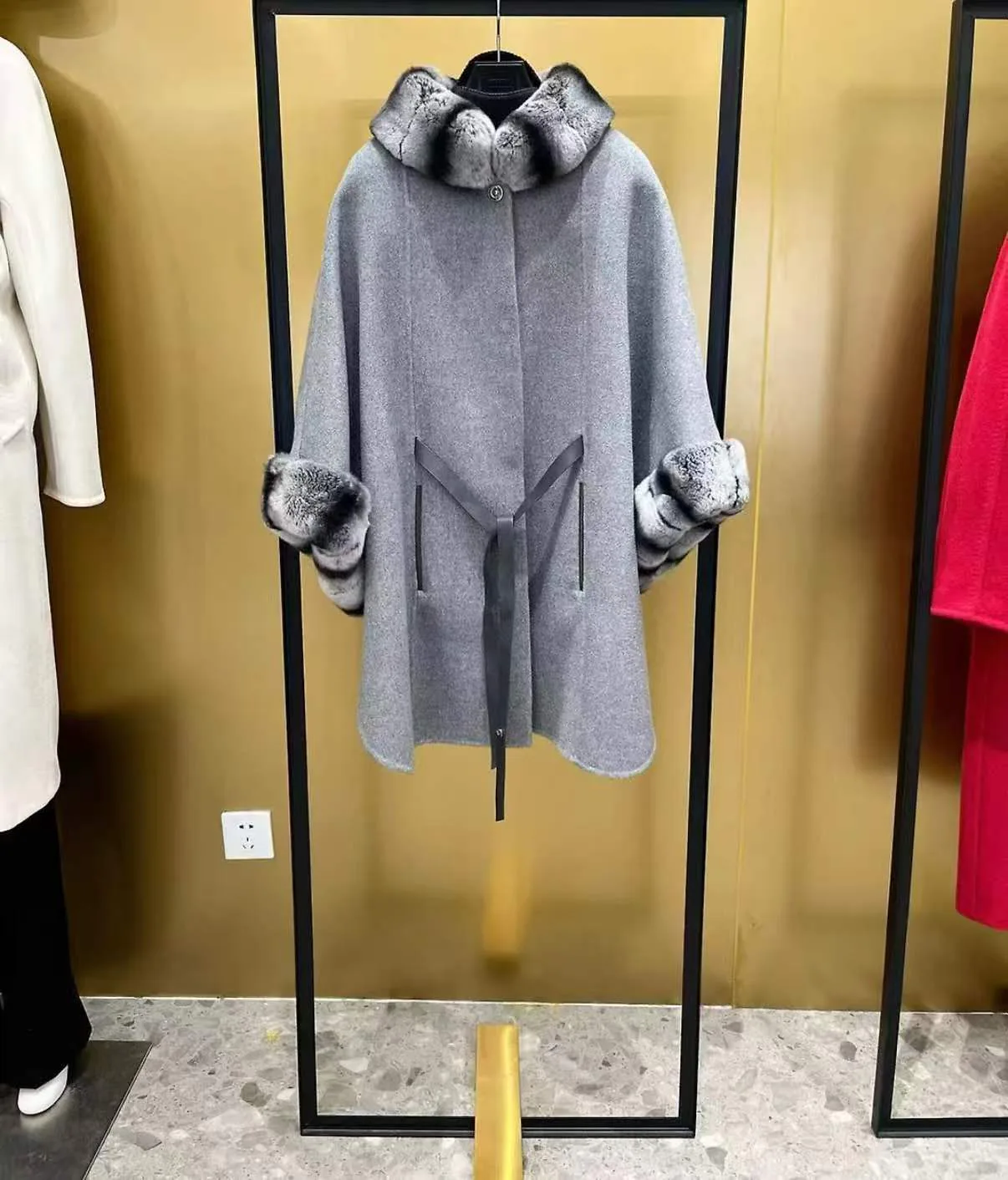Women's Coats LORO PIANA 17998410