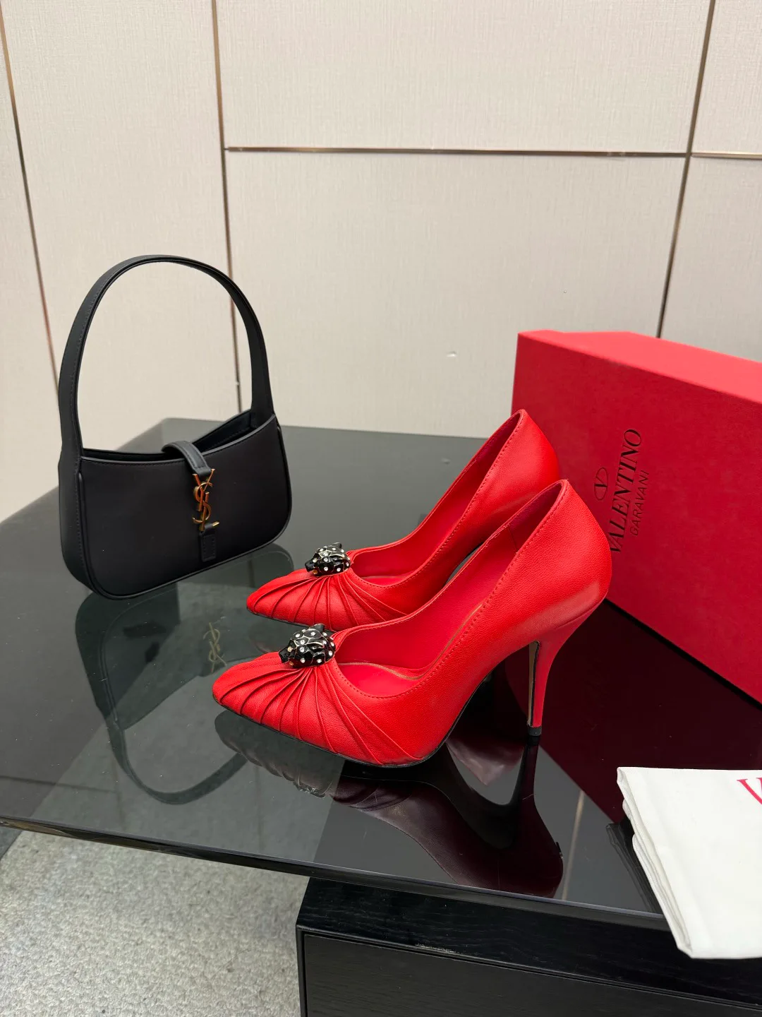 Women's Heels VALENTINO 17467432