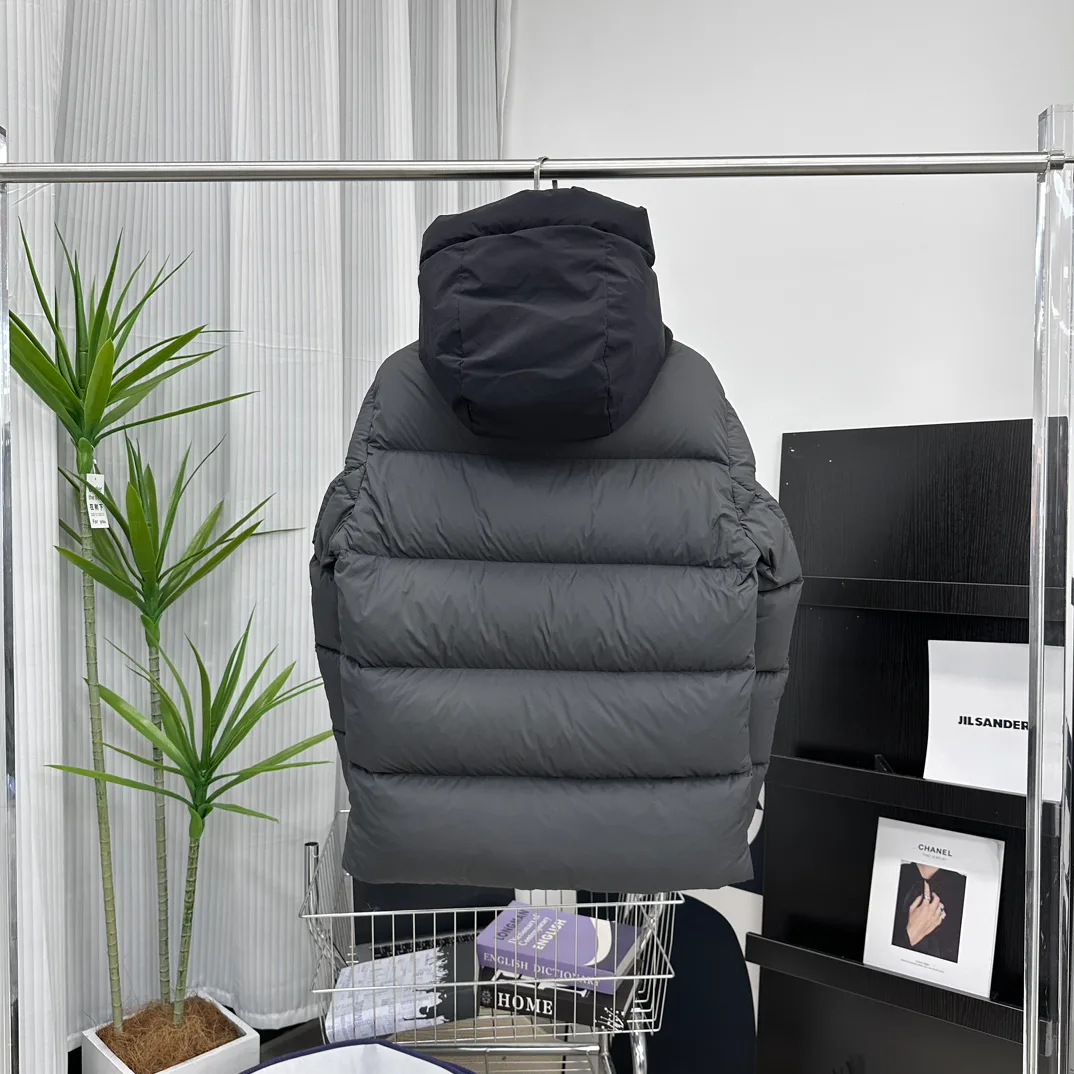 Men's Jackets And Down Jackets MONCLER 18415711