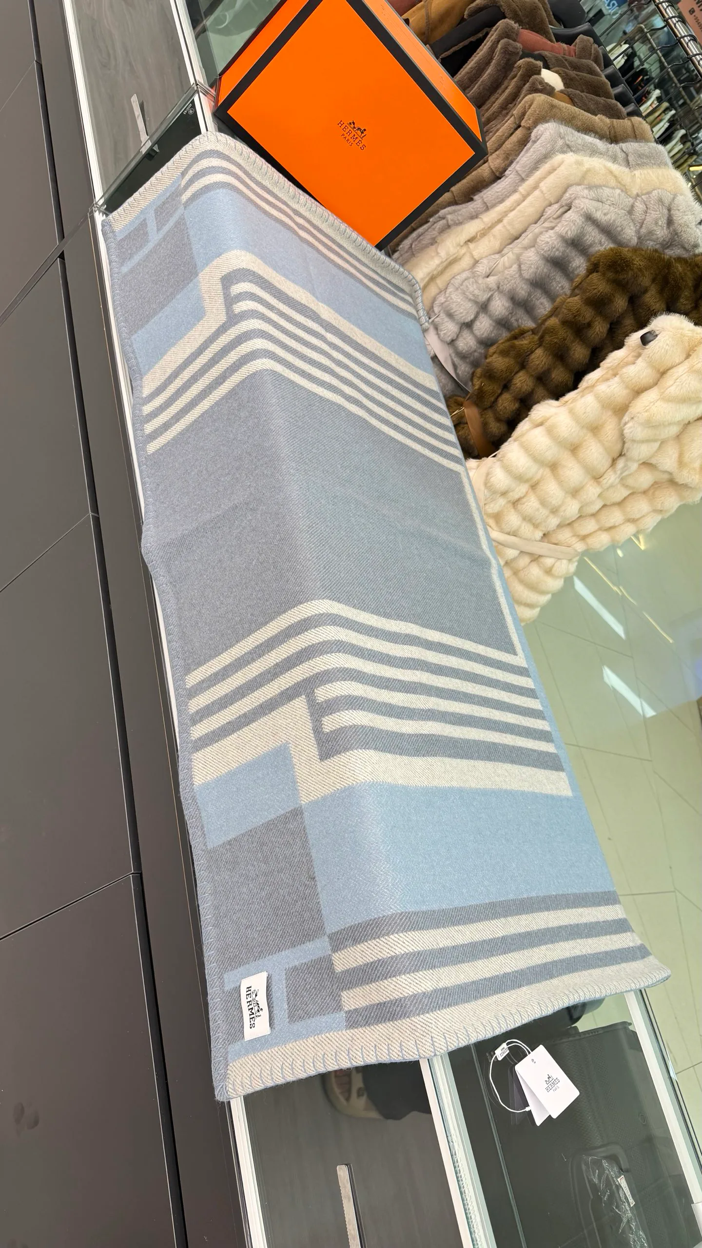 Textiles HERMES 18222658