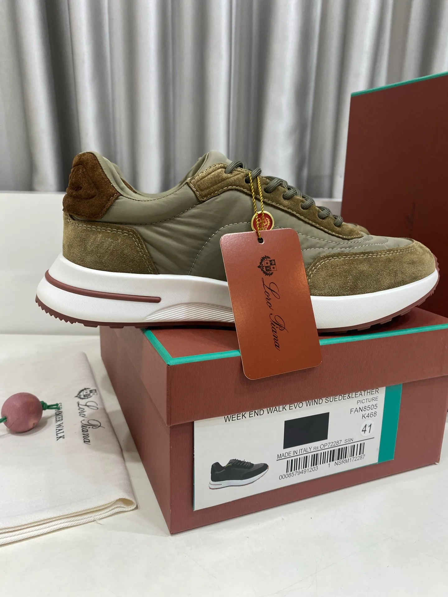 Men's Sneakers LORO PIANA 17485930
