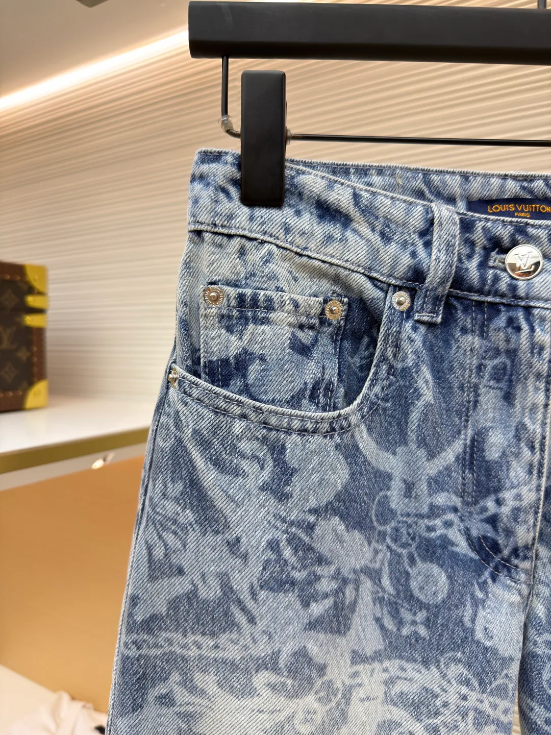 Men's Jeans LOUIS VUITTON 17740837