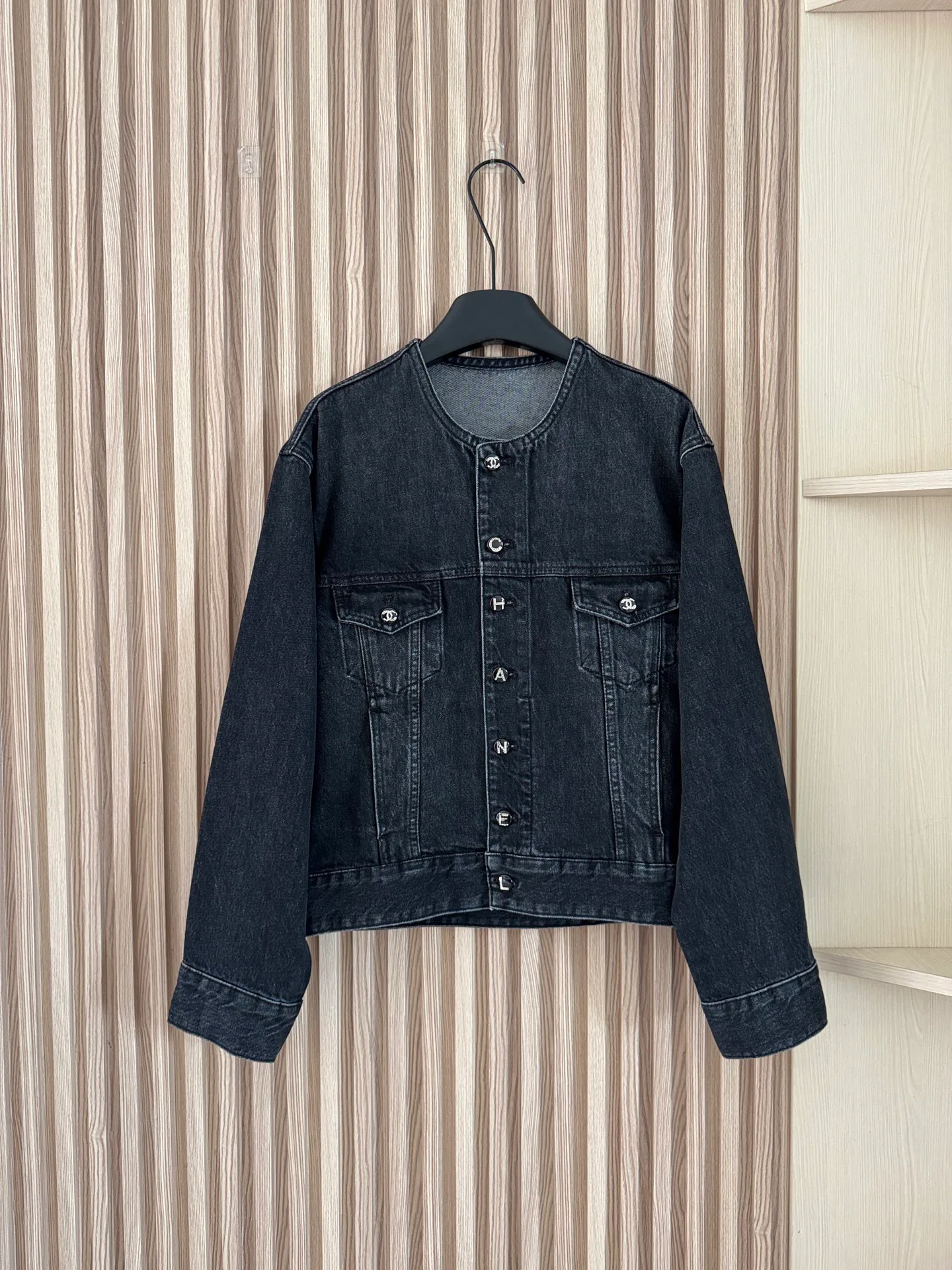 Women's Jackets And Down Jackets CHANEL 18174607