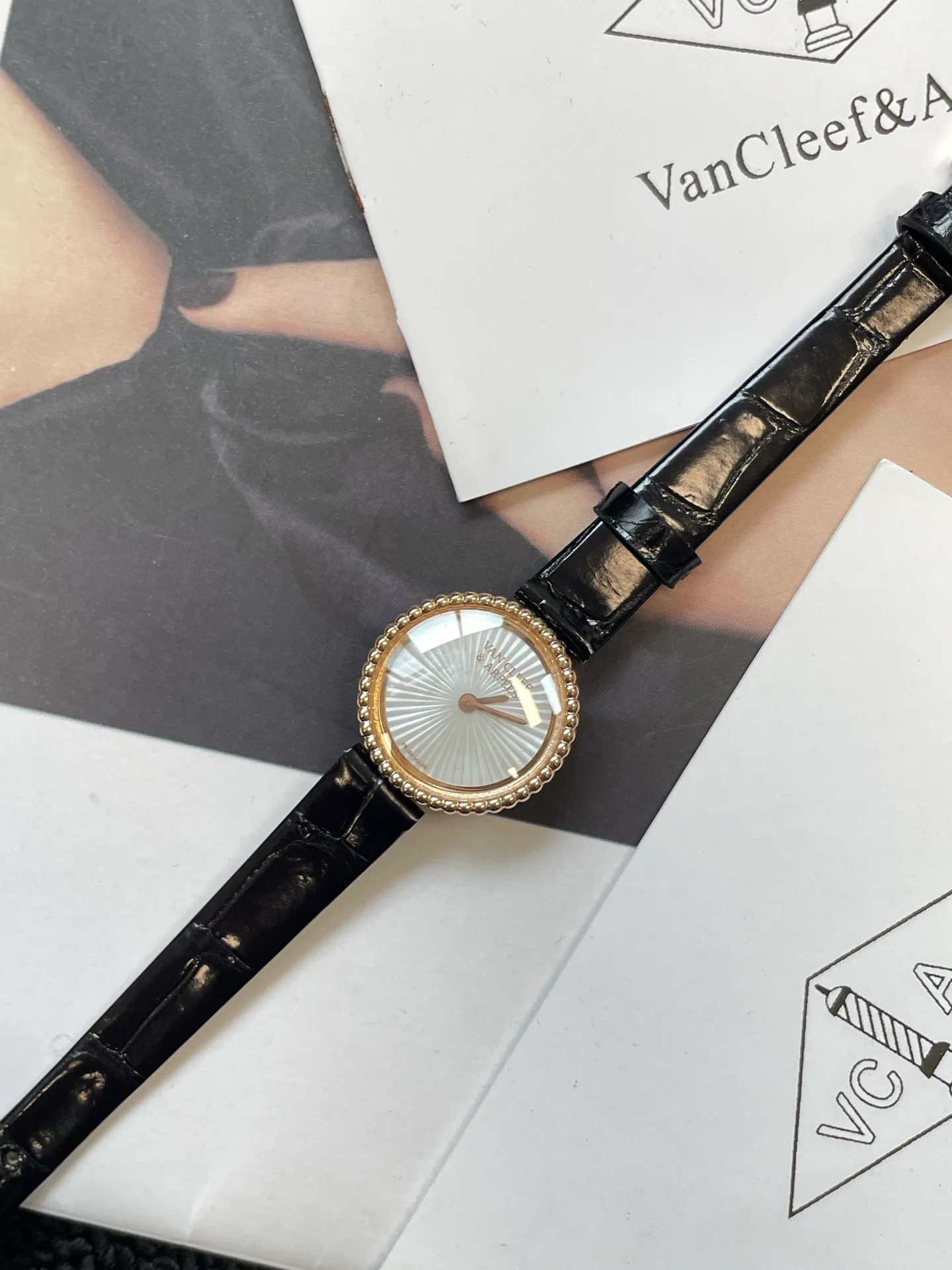 Women's Watches VAN CLEEF & ARPELS 17336731