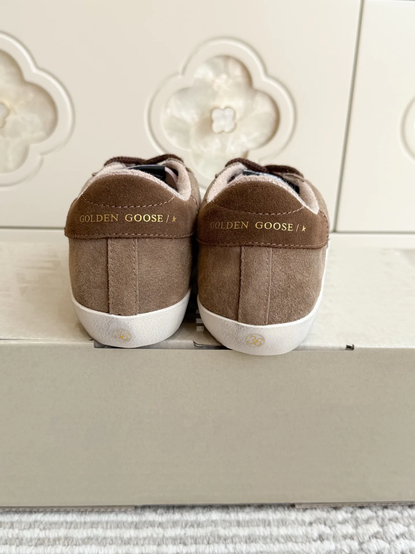 Women's Sneakers GOLDEN GOOSE 18360503