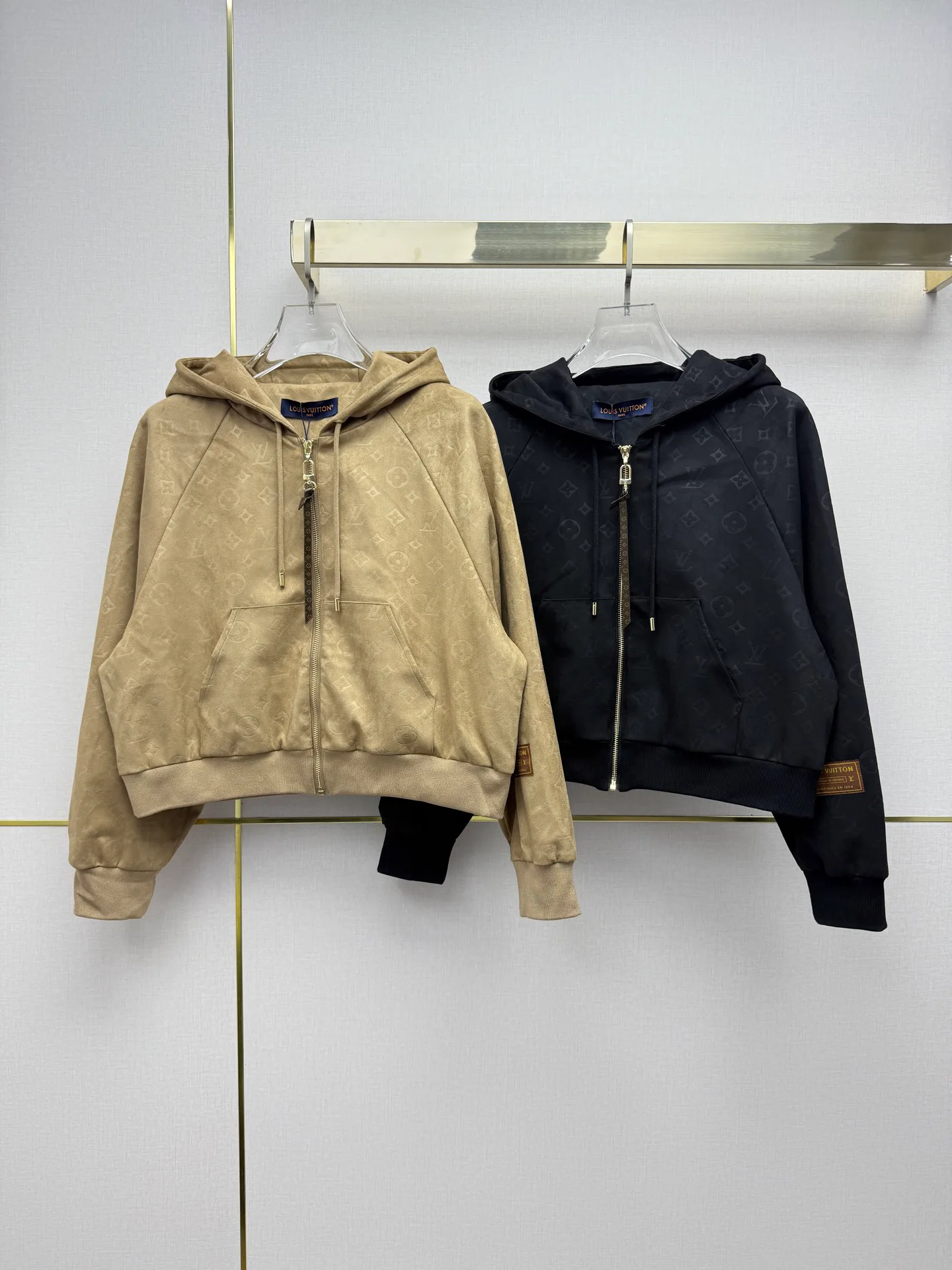 Women's Jackets And Down Jackets LOUIS VUITTON 18435790