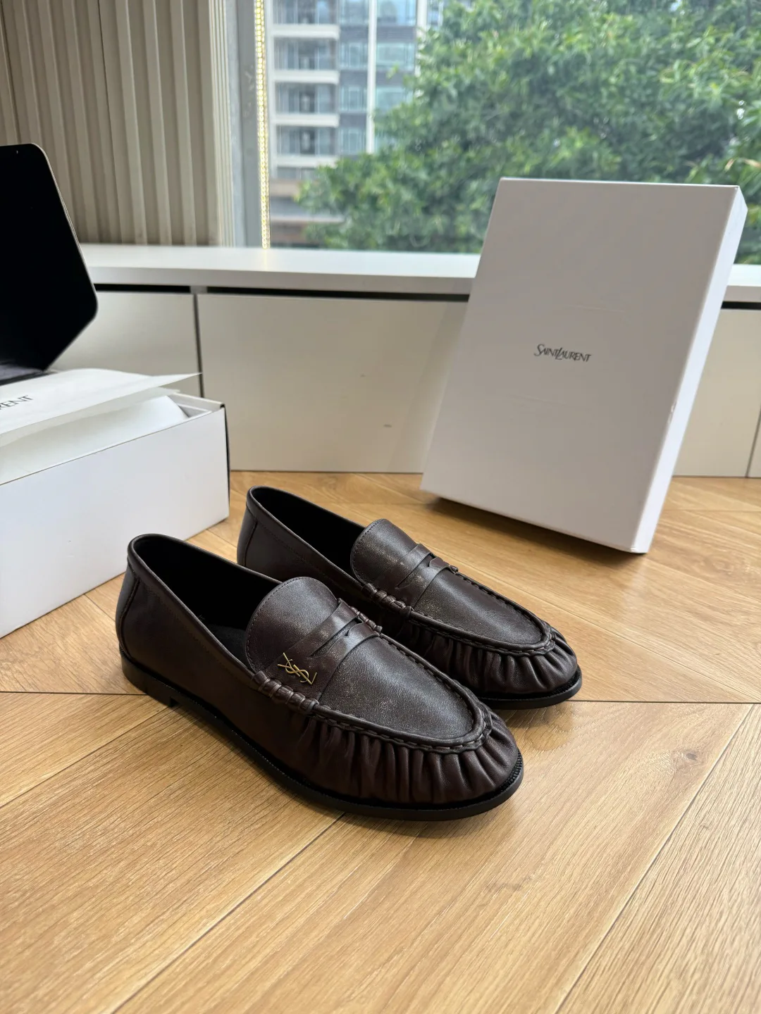 Women's Loafers And Moccasins SAINT LAURENT 17781559