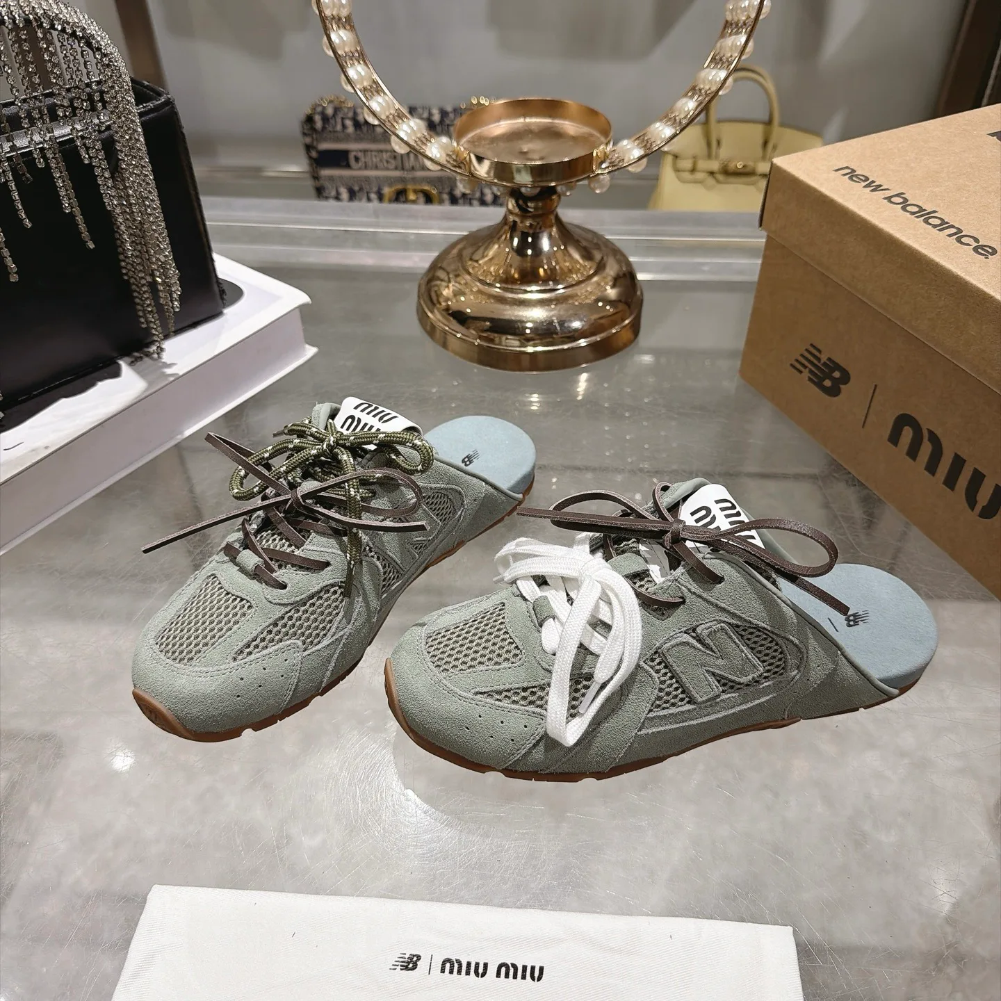 Women's Sneakers MIU MIU 17829342