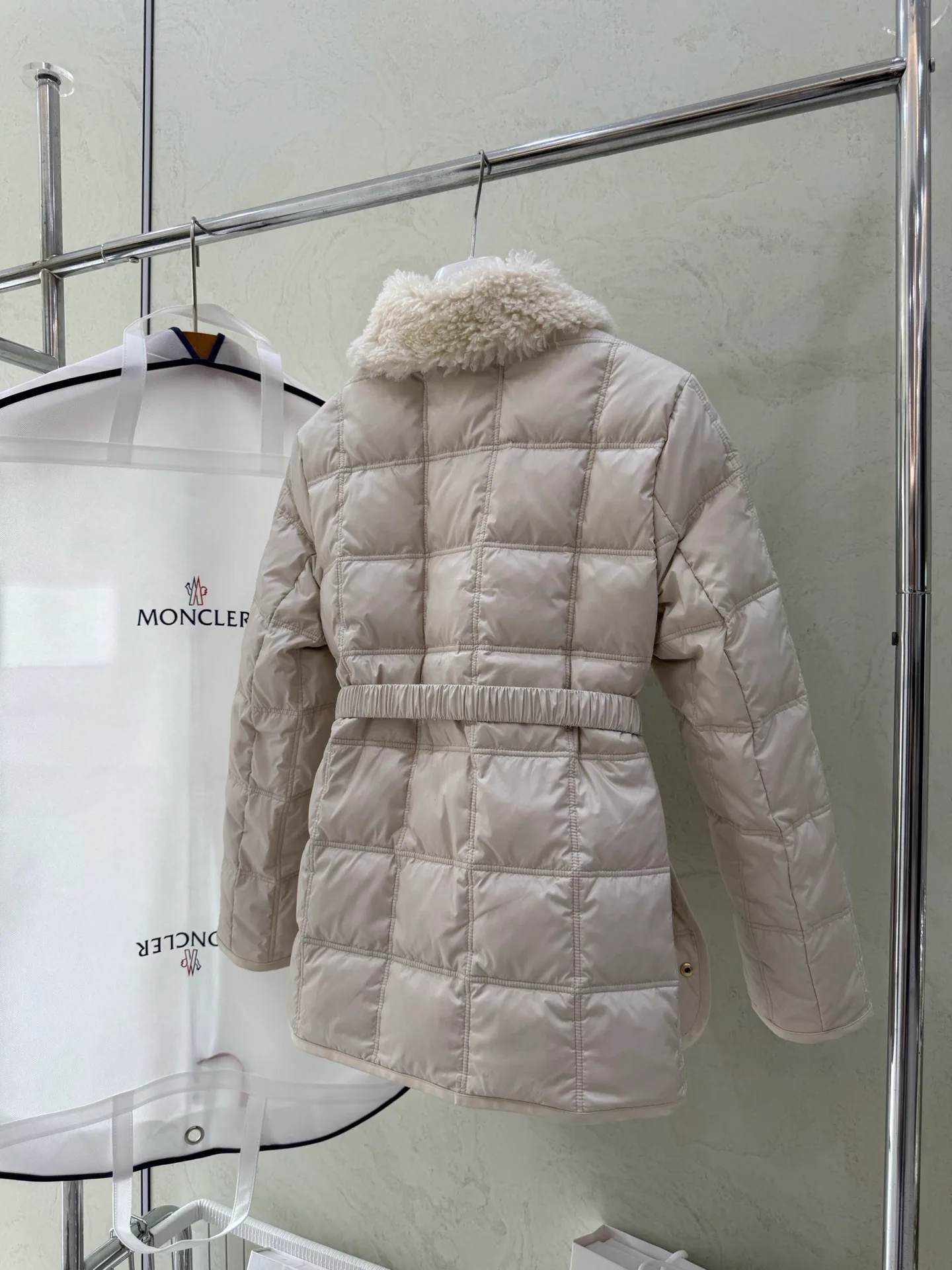 Men's Jackets And Down Jackets MONCLER 17937835