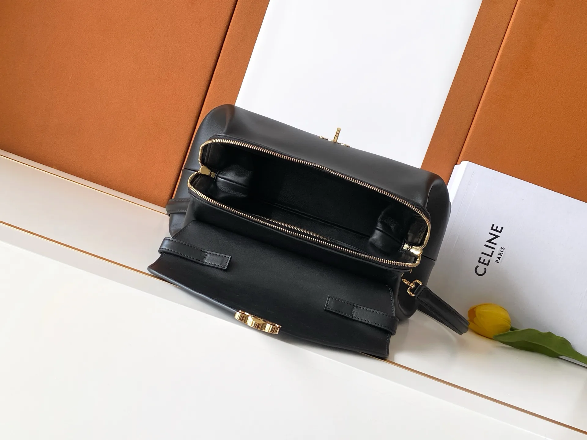 Классические Сумки Женские Celine 18664463