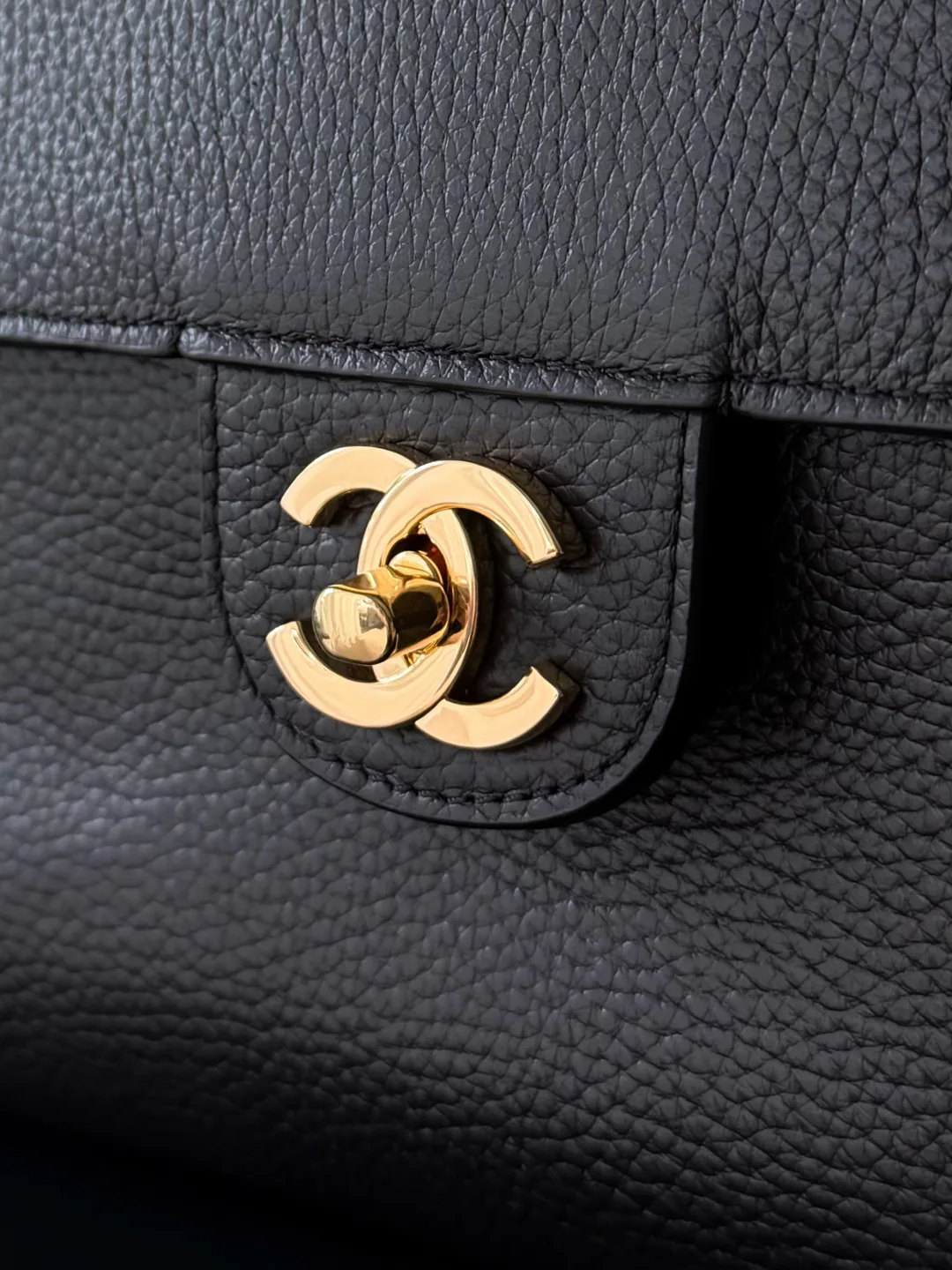 Women's Classic Handbags CHANEL 17498616