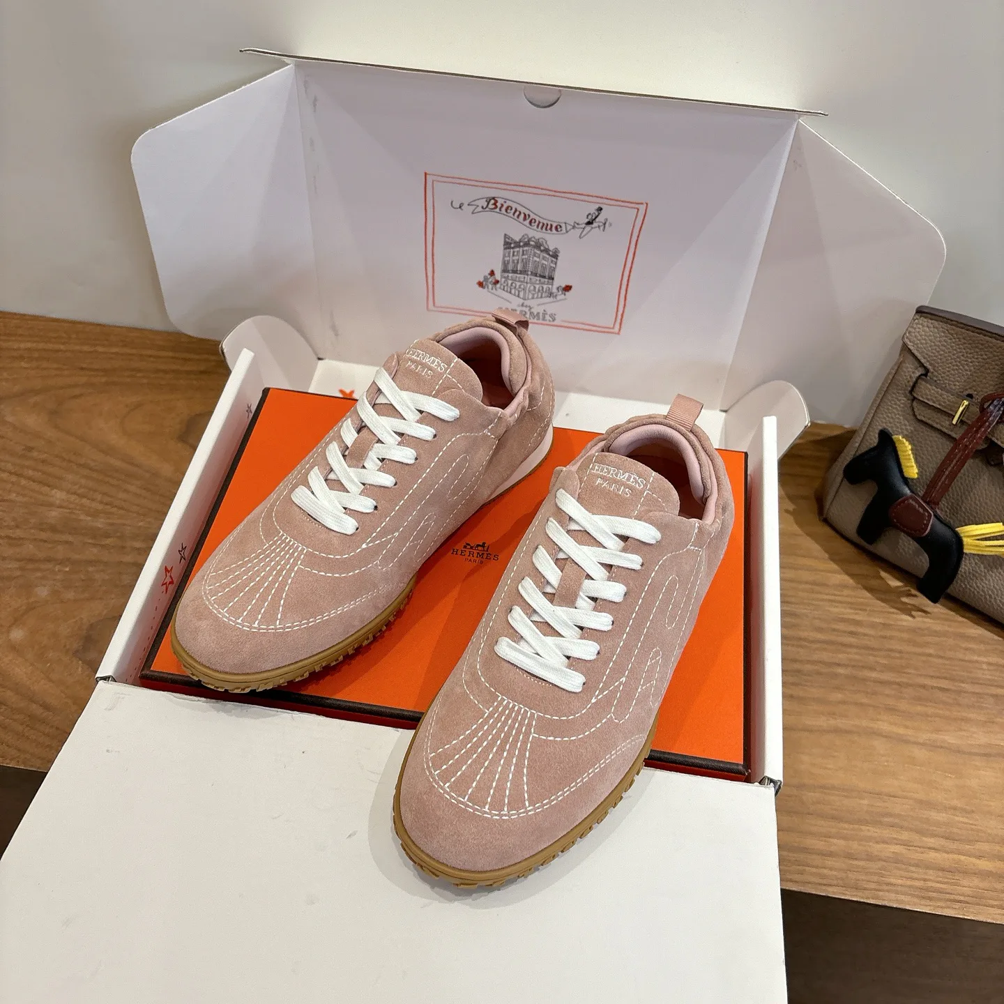 Women's Sneakers HERMES 18006076