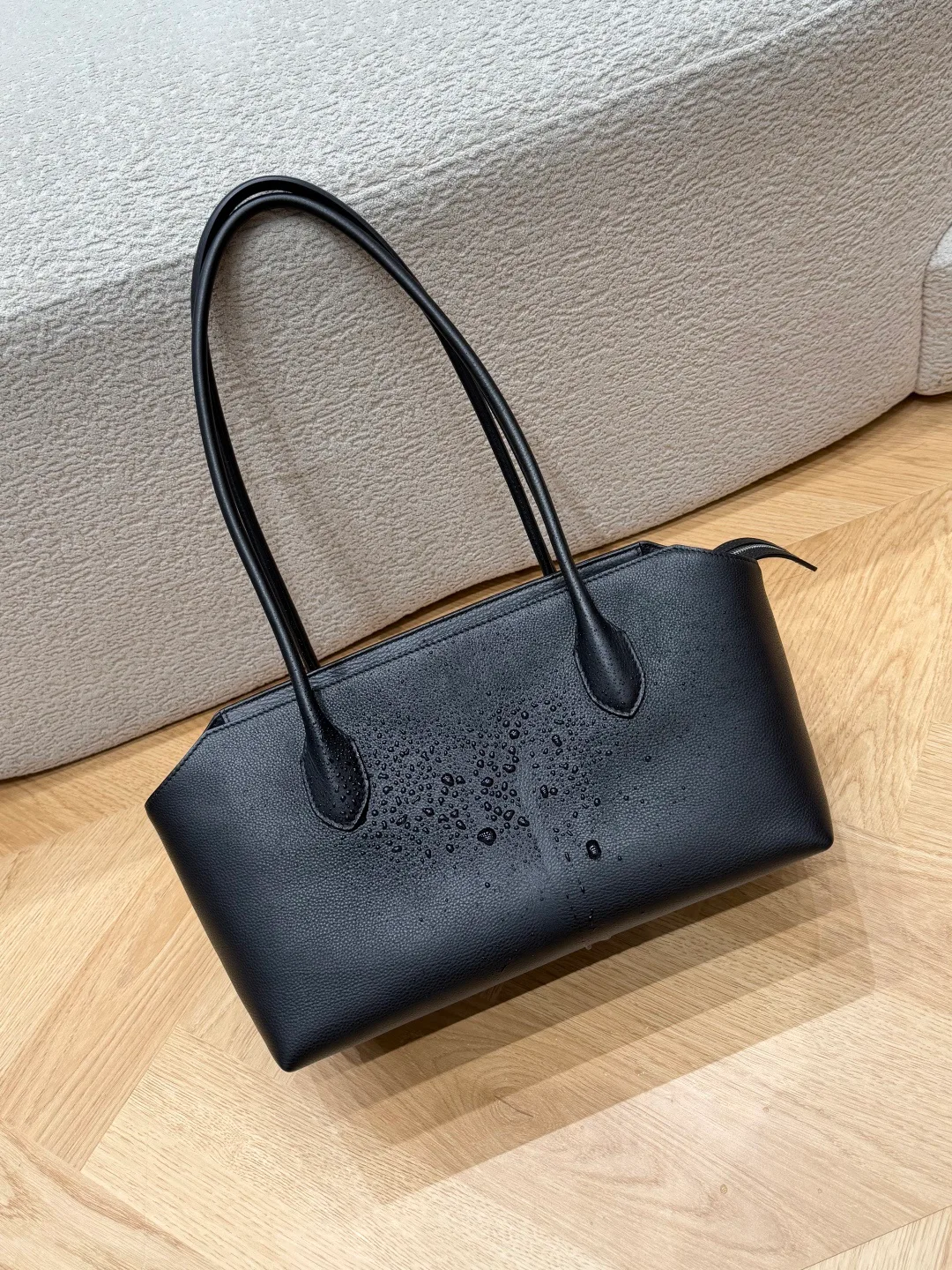 Women's Classic Handbags THE ROW 18070672
