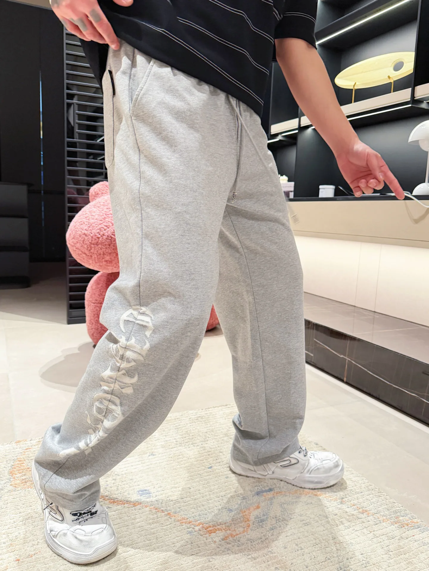Men's Trousers CHROME HEARTS 18499671