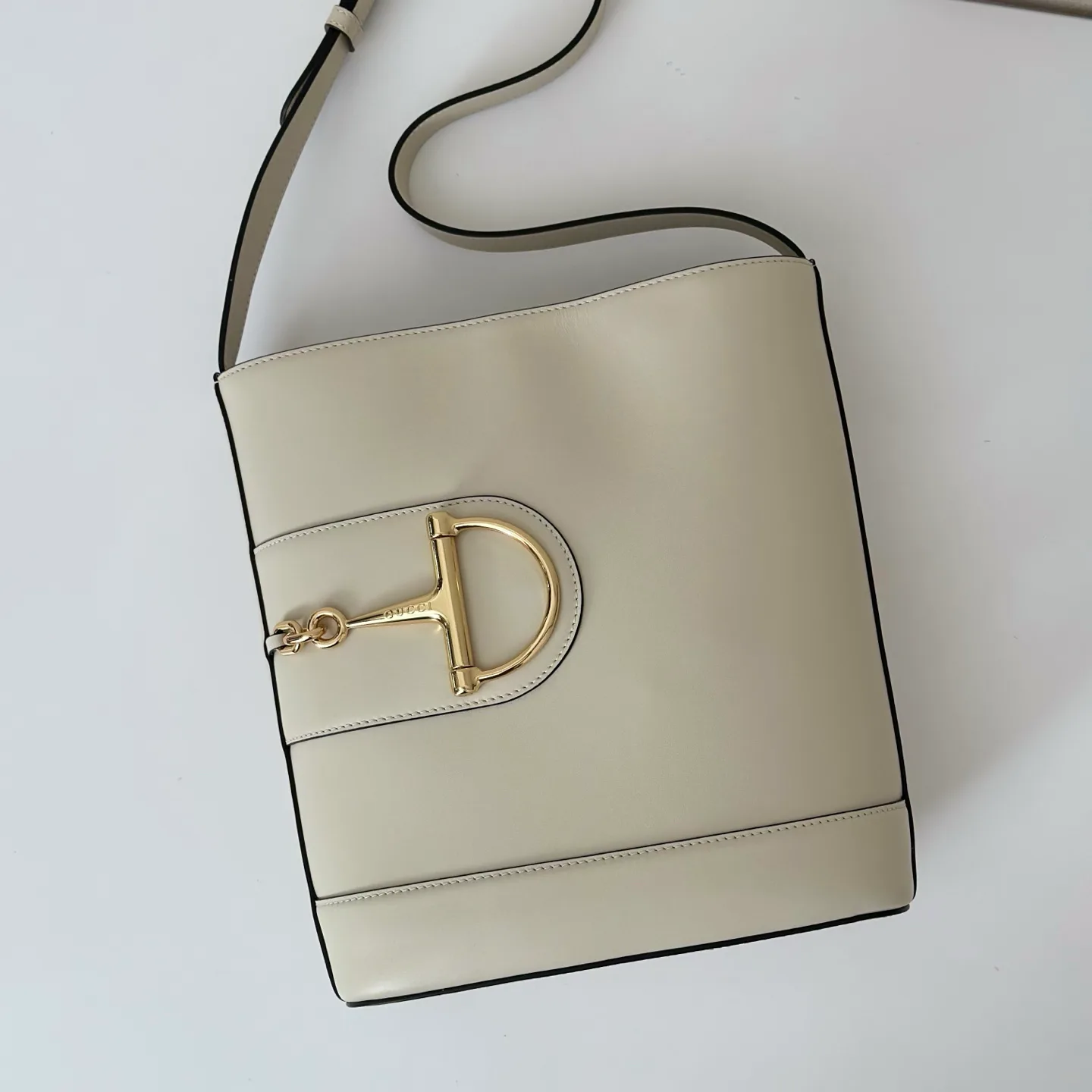 Women's Classic Handbags GUCCI 18310176