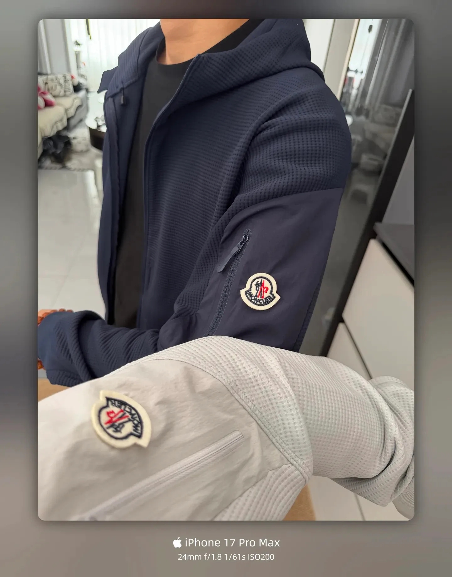Men's Jackets And Down Jackets MONCLER 18366142