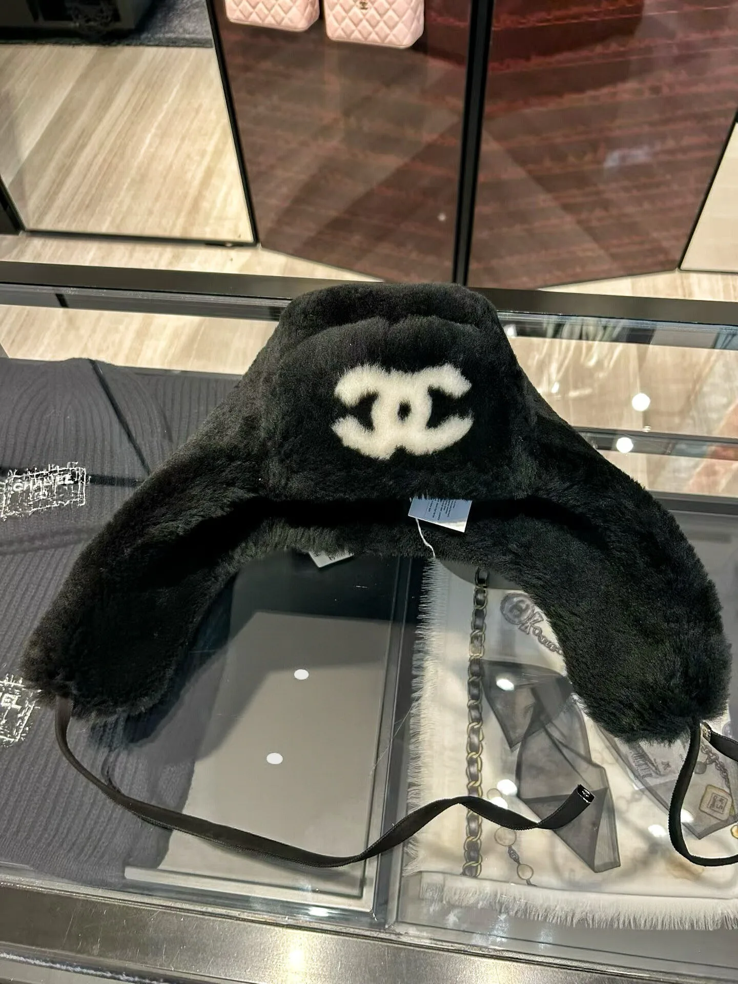 Hats CHANEL 18347945