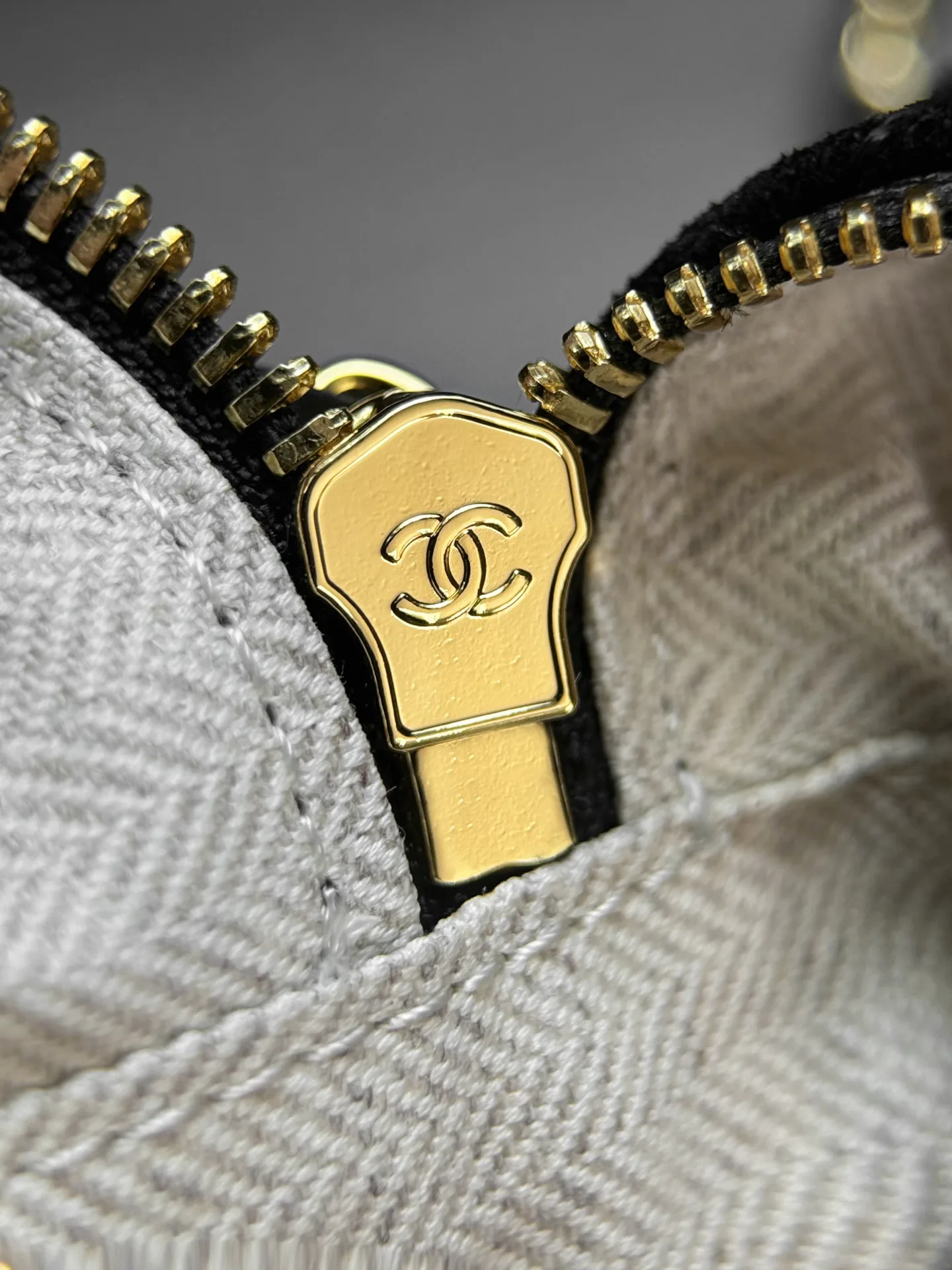 Women's Classic Handbags CHANEL 18147997