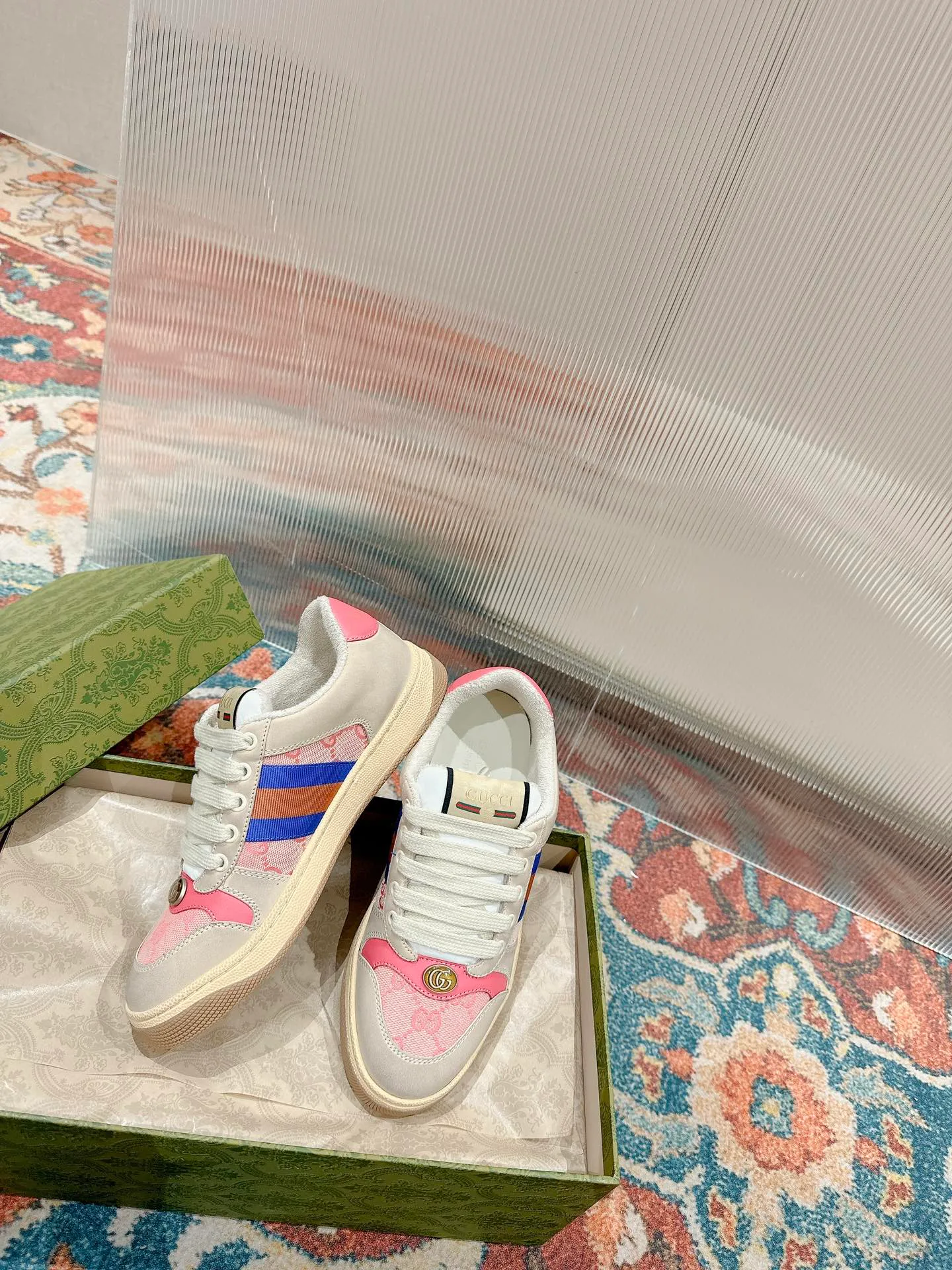 Women's Sneakers GUCCI 17956709