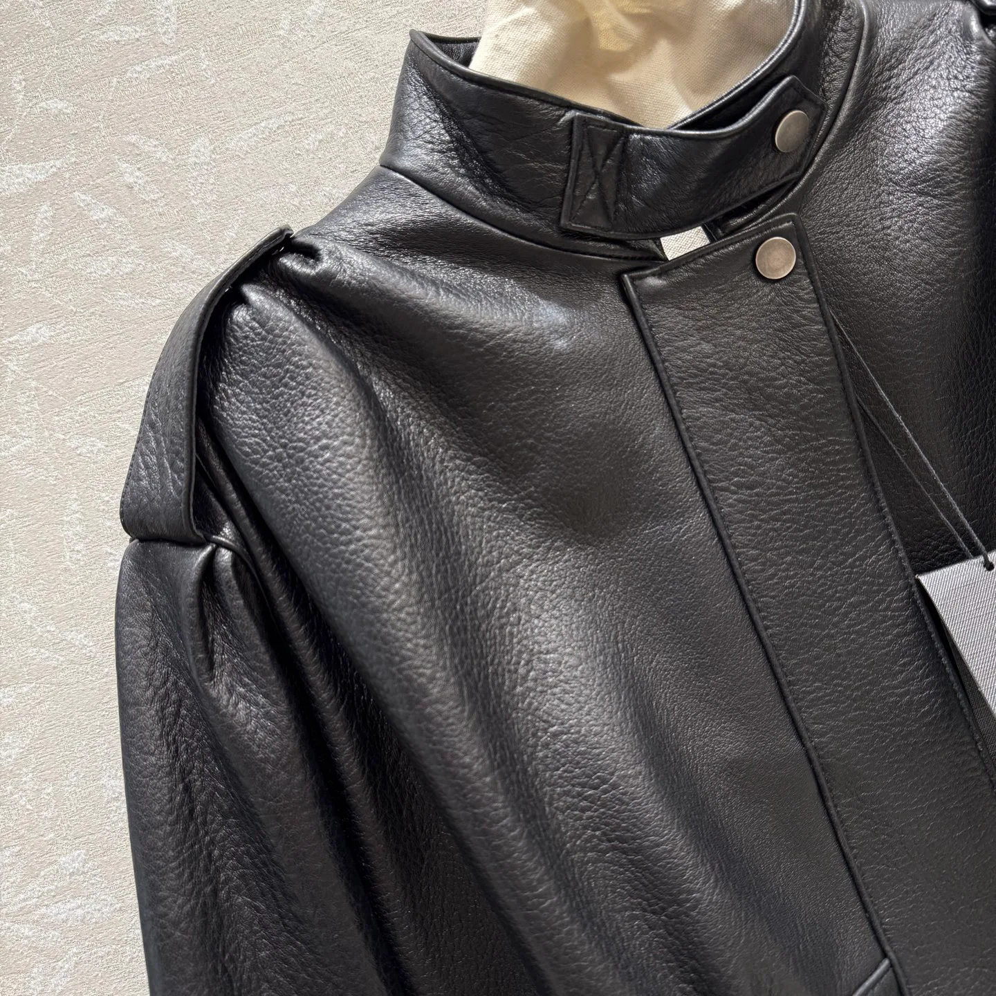 Women's Leather Jackets And Sheepskin Coats SAINT LAURENT 18127944