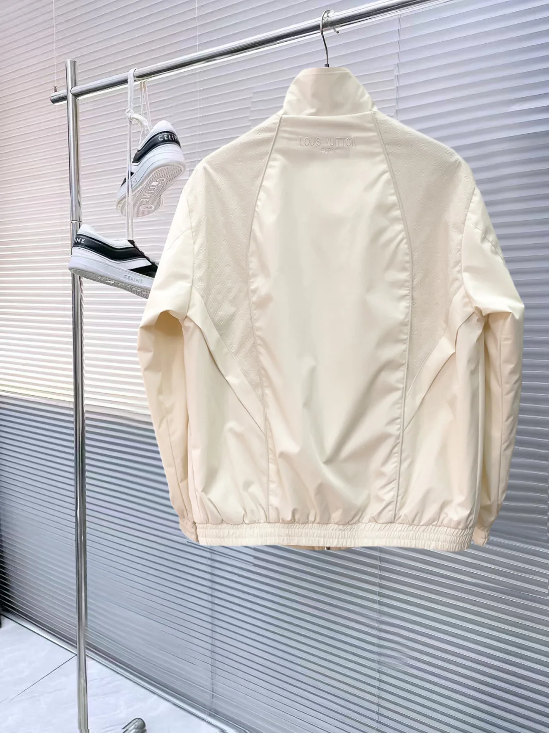 Men's Jackets And Down Jackets LOUIS VUITTON 17966734