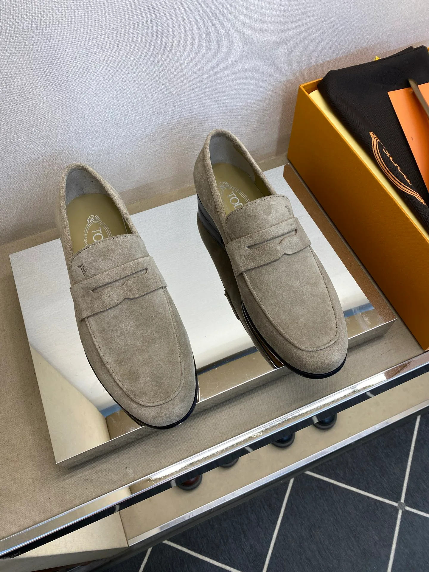 Men's Loafers And Dress Shoes TOD'S 18079140