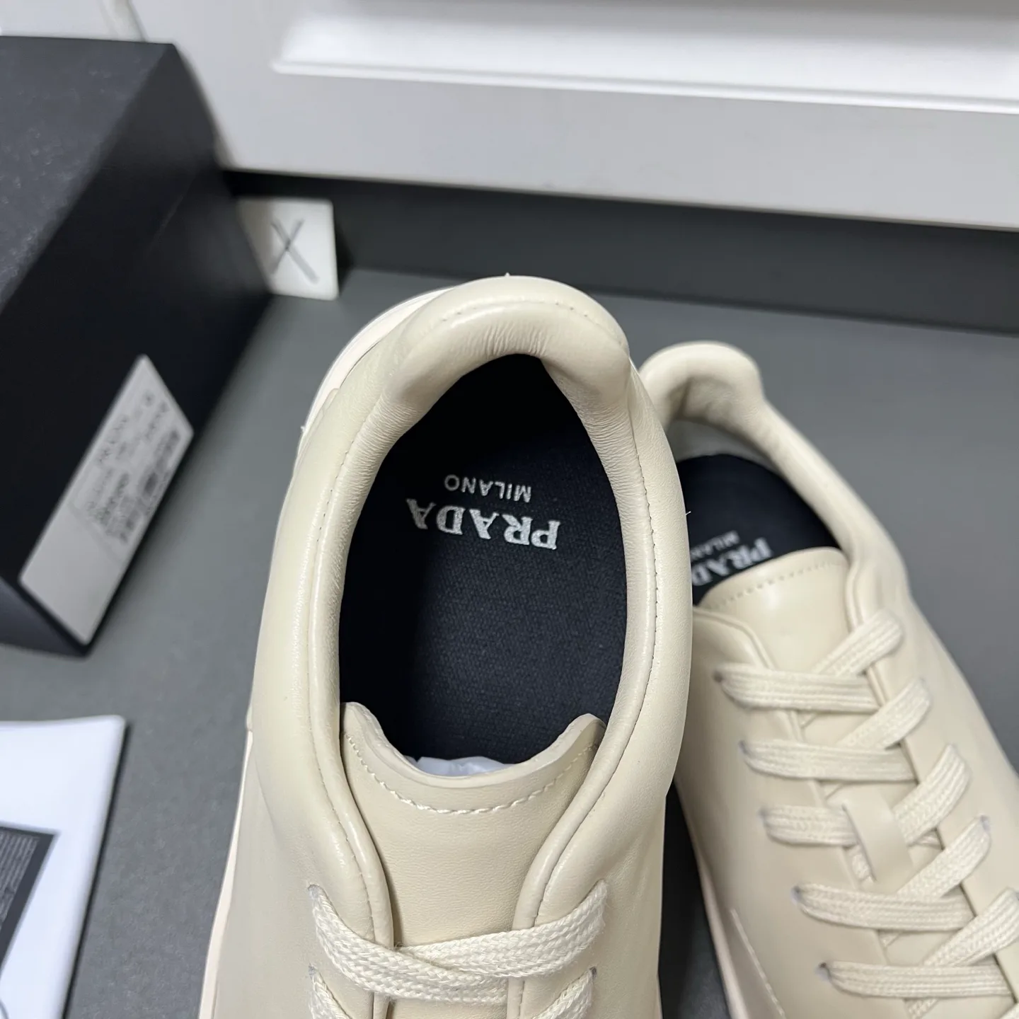 Men's Sneakers PRADA 16940097