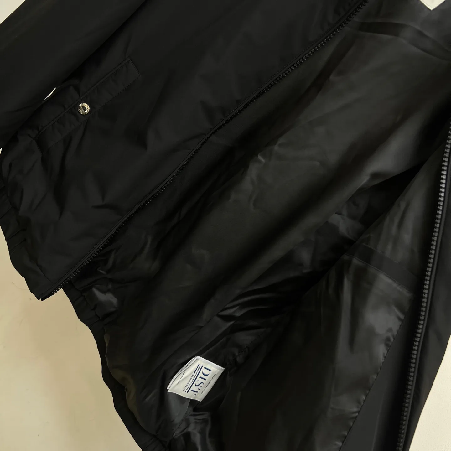 Women's Jackets And Down Jackets MONCLER 17340711